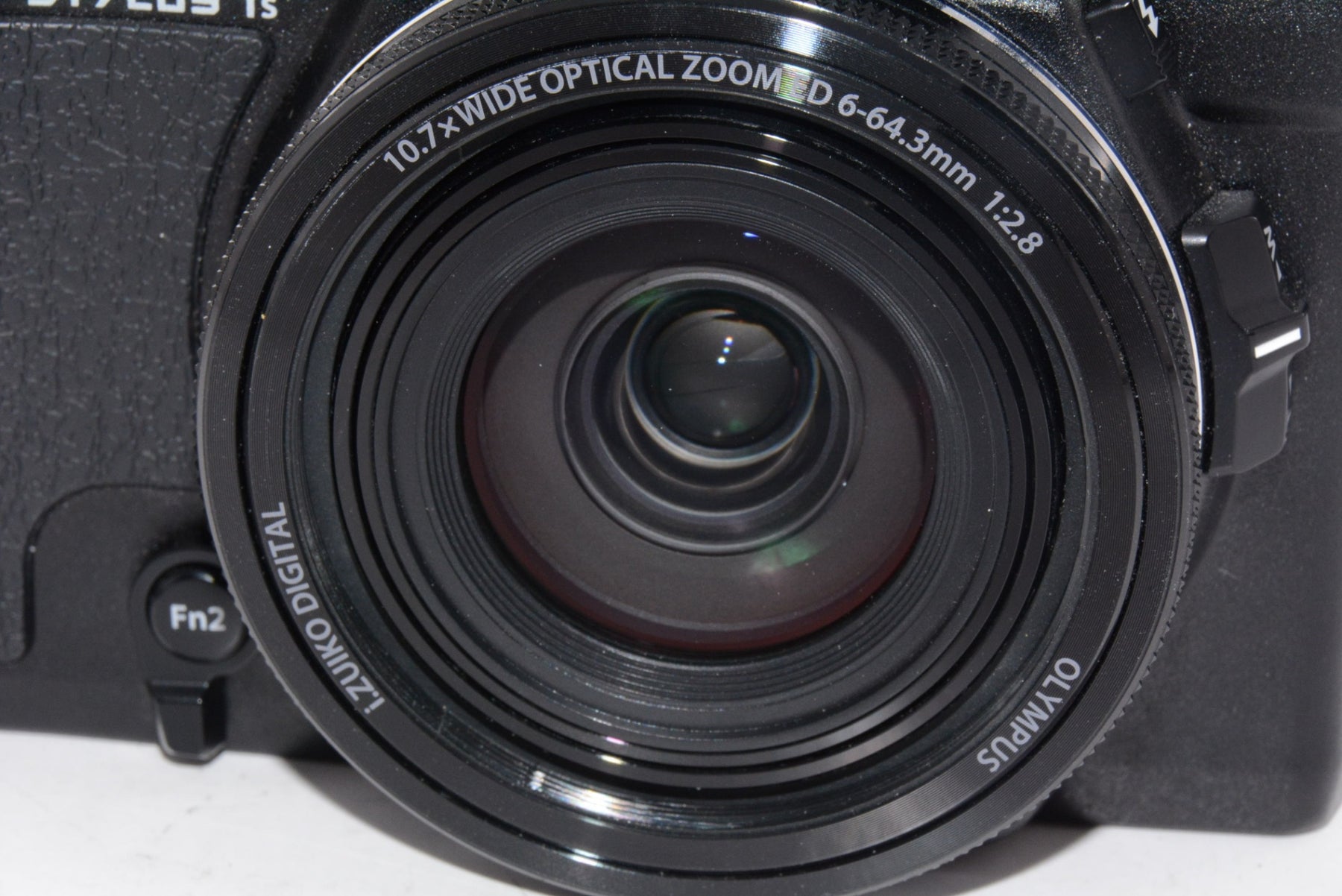 【外観並級】OLYMPUS デジタルカメラ STYLUS-1S 28-300mm ブラック