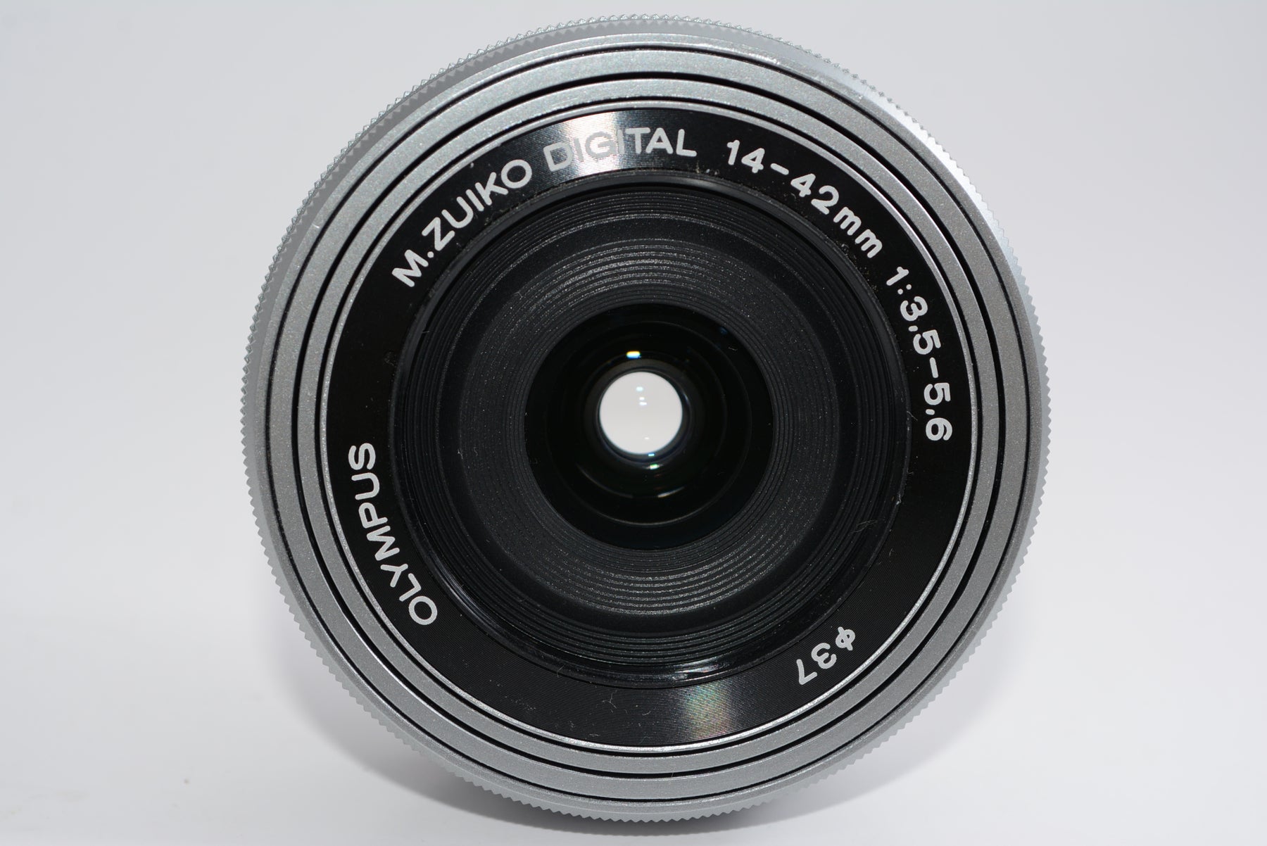 【外観特上級】OLYMPUS M.ZUIKO DIGITAL ED 14-42mm F3.5-5.6 EZ SLV