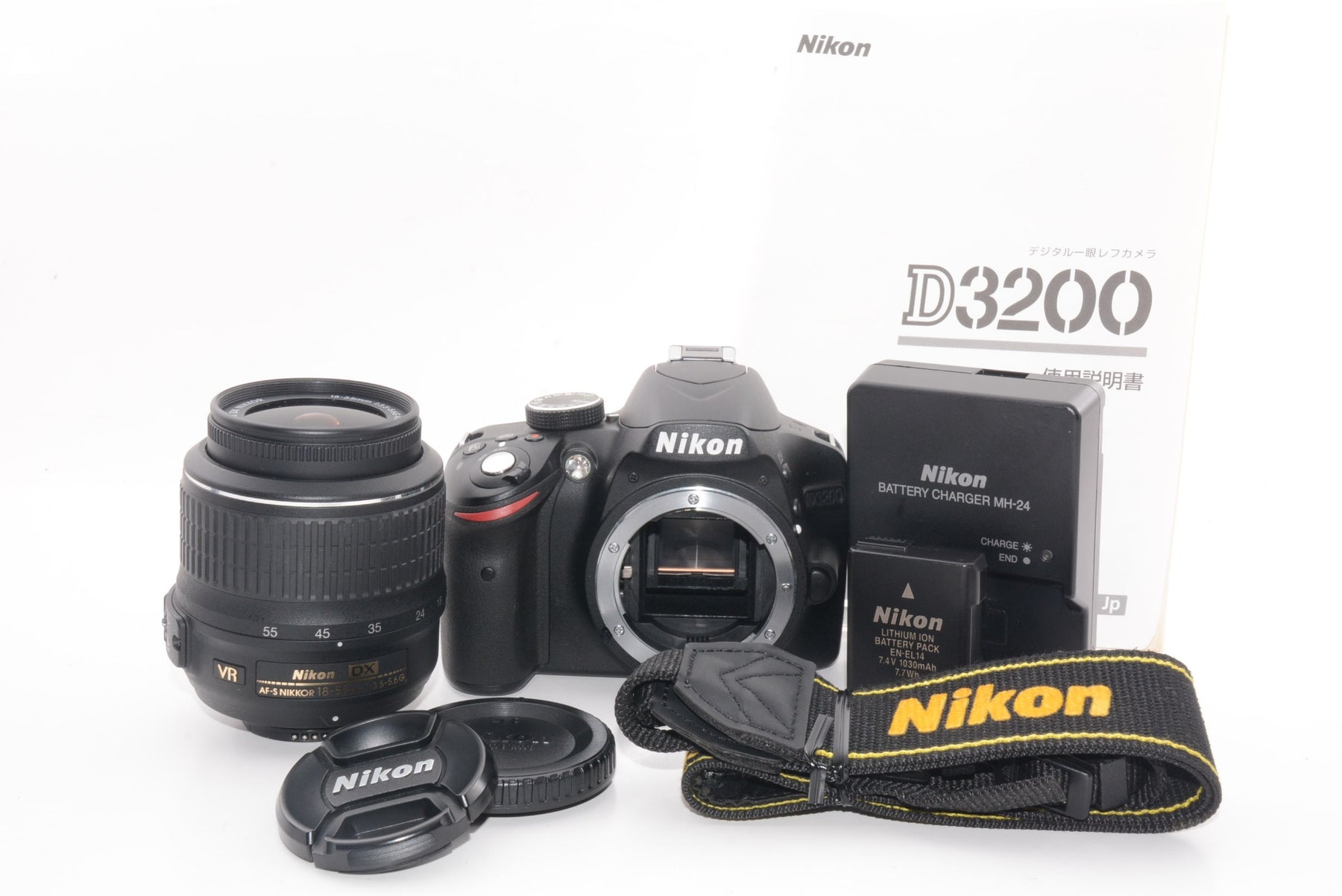 【外観特上級】Nikon D3200 レンズキット AF-S DX NIKKOR 18-55mm f/3.5-5.6G