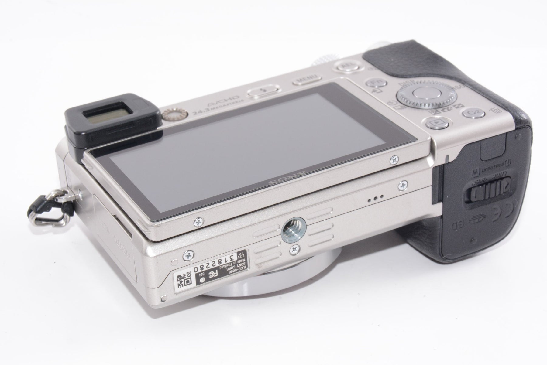 【外観並級】SONY ミラーレス一眼 α6000 ダブルズームレンズキット シルバー ILCE-6000Y S