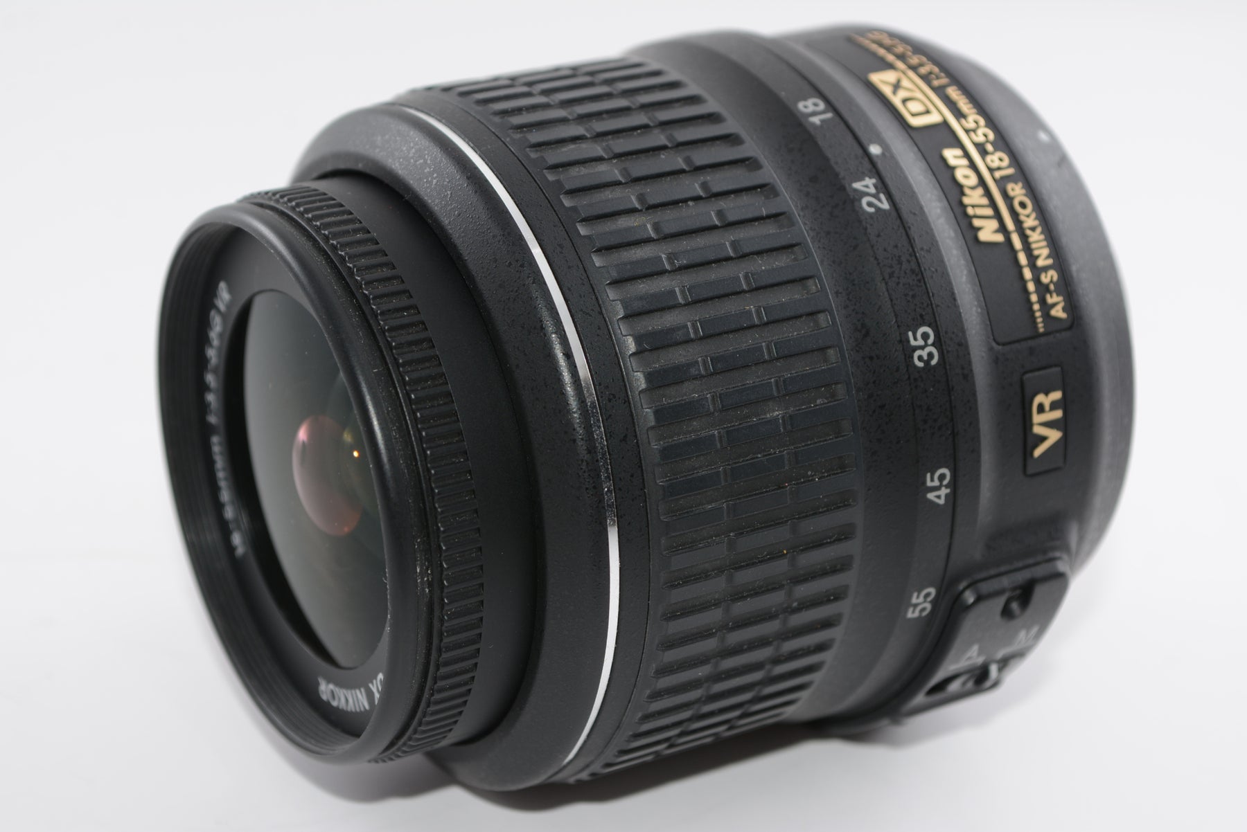 【外観特上級】Nikon 標準ズームレンズ AF-S DX NIKKOR 18-55mm f3.5-5.6G VR