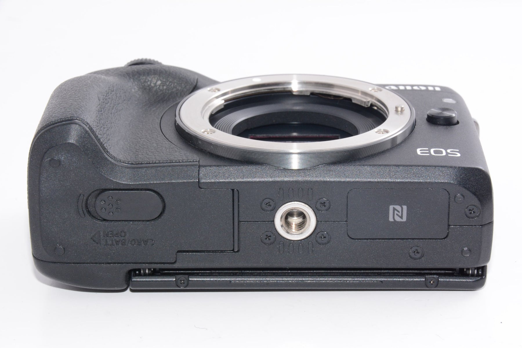 【外観特上級】Canon ミラーレス一眼カメラ EOS M3 ボディ(ブラック) EOSM3BK-BODY