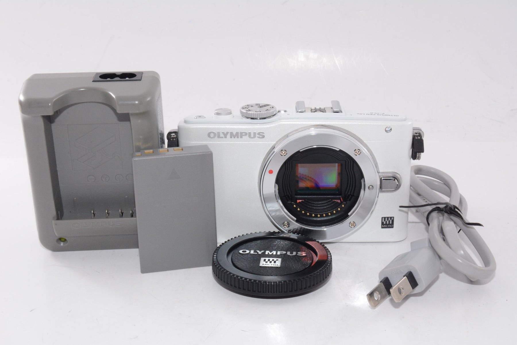 【外観並級】OLYMPUS ミラーレス一眼 PEN Lite E-PL6 ボディ ホワイト E-PL6 BODY WHT