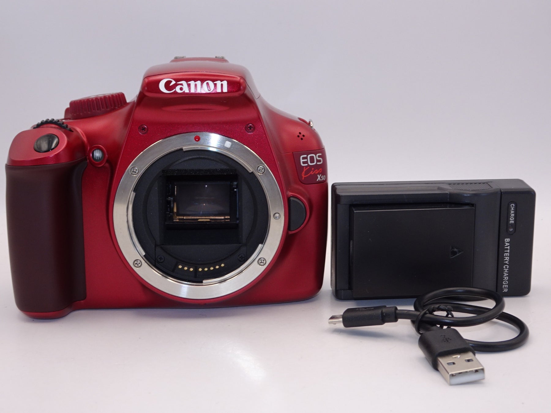 【外観特上級】Canon デジタル一眼レフカメラ EOS Kiss X50 ボディ レッド KISSX50RE-BODY
