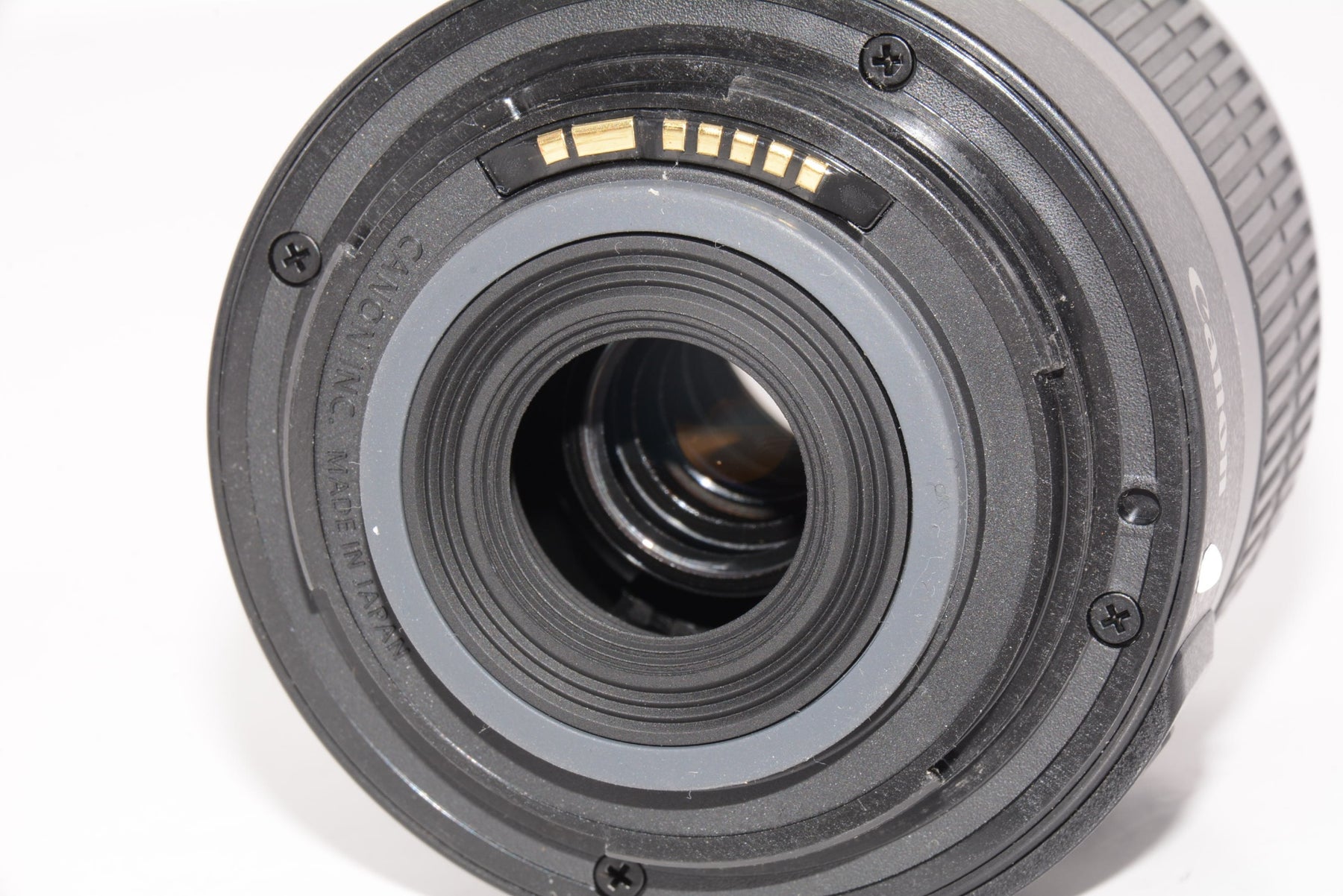 【外観特上級】Canon 標準ズームレンズ EF-S18-55mm F3.5-5.6 IS