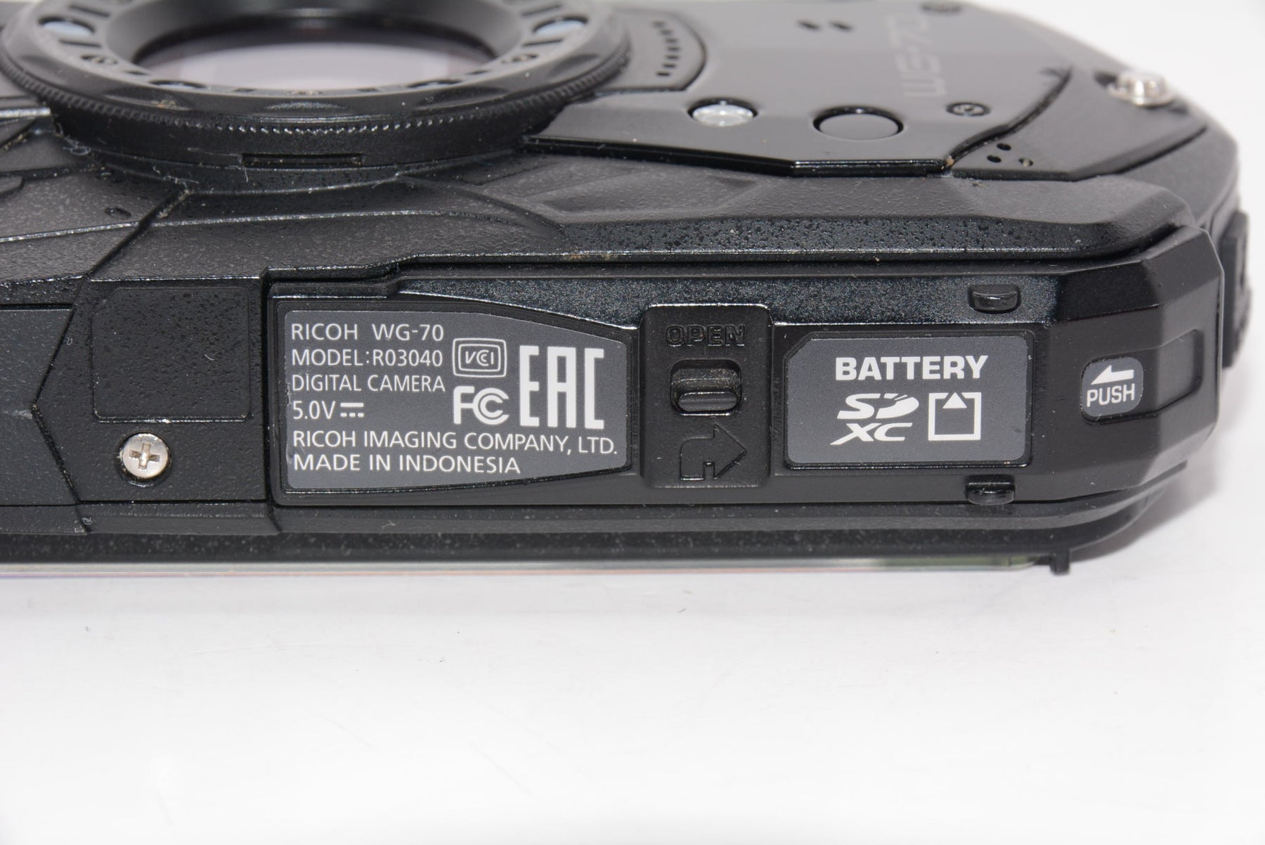 【外観並級】RICOH WG-70 ブラック リコー本格防水デジタルカメラ 14m防水 1.6m耐衝撃 防塵 -10℃耐寒