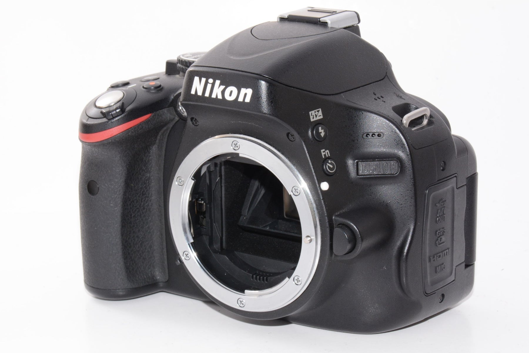 【外観特上級】Nikon デジタル一眼レフカメラ D5100 18-55VR レンズキット