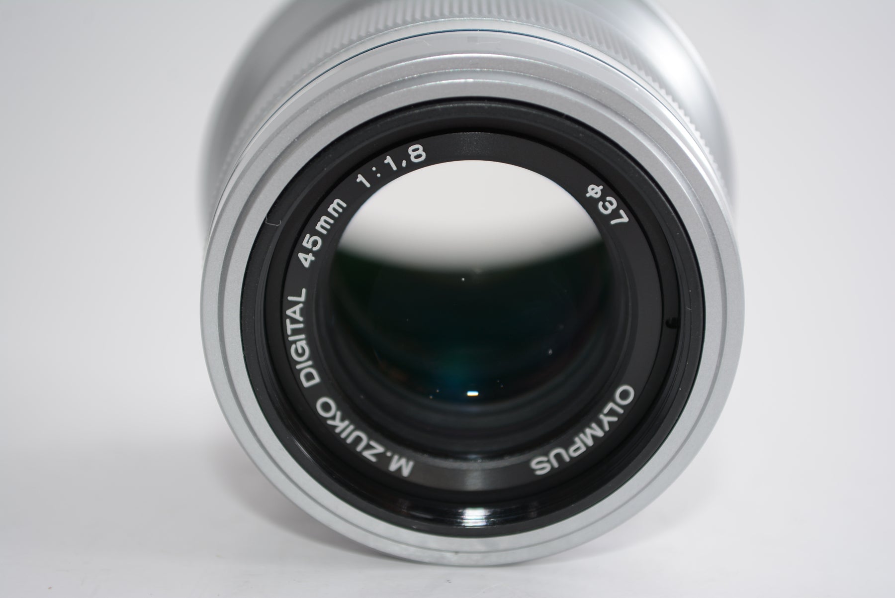 【外観特上級】OLYMPUS 単焦点レンズ M.ZUIKO DIGITAL 45mm F1.8 シルバー