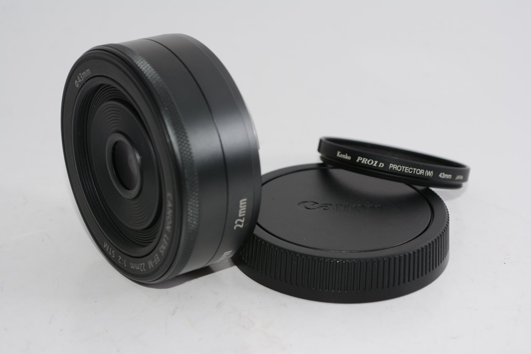 【外観特上級】Canon EF-M22mm F2 STM ミラーレス一眼対応
