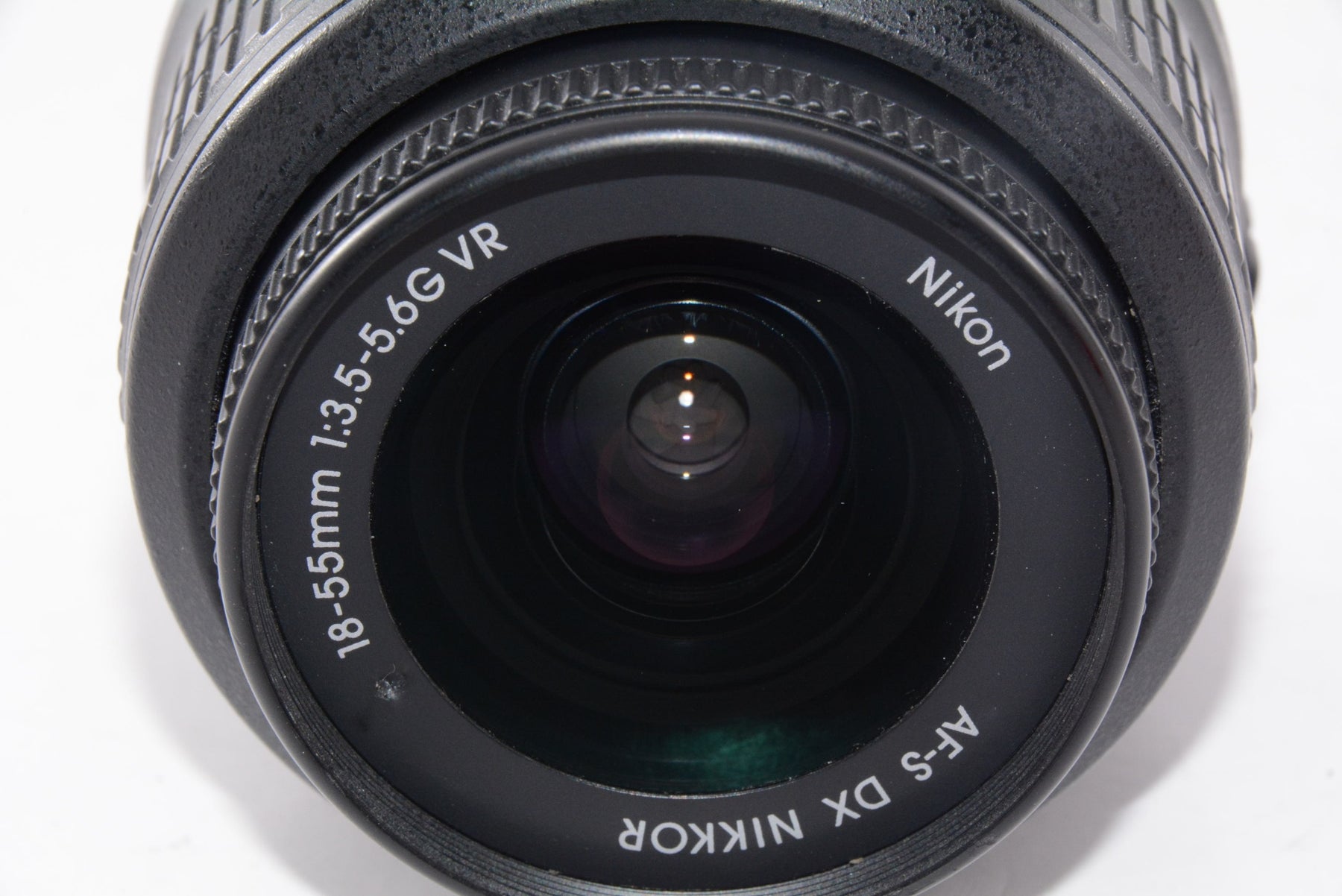 【外観並級】Nikon 標準ズームレンズ AF-S DX NIKKOR 18-55mm f/3.5-5.6G VR