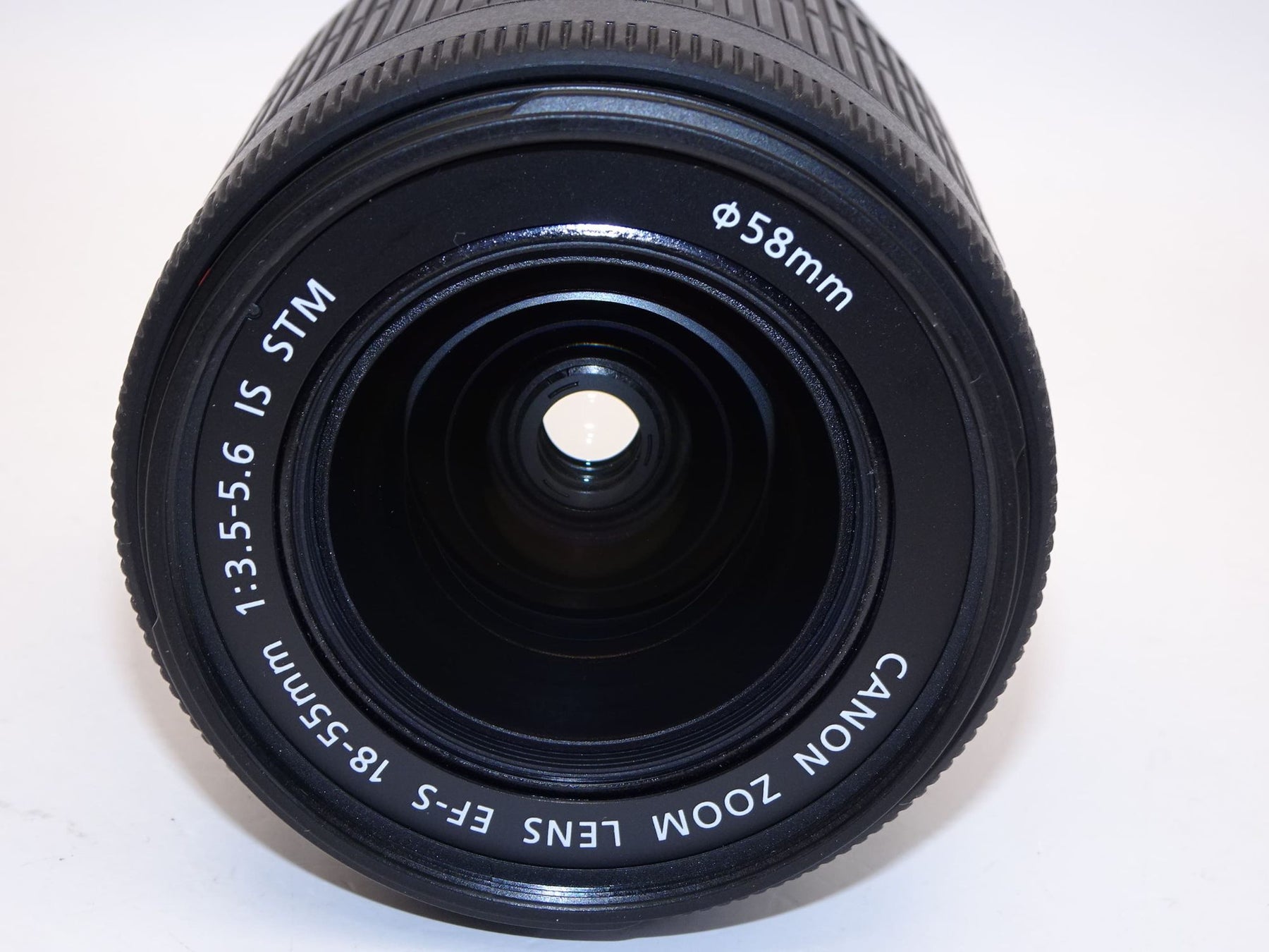 【外観特上級】Canon 標準ズームレンズ EF-S18-55mm F3.5-5.6 IS STM