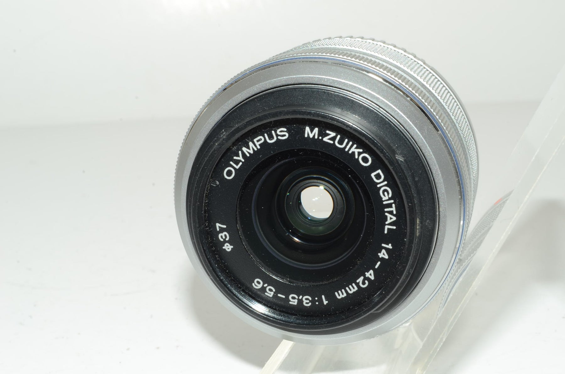 【外観特上級】OLYMPUS M.ZUIKO DIGITAL 14-42mm F3.5-5.6 II R