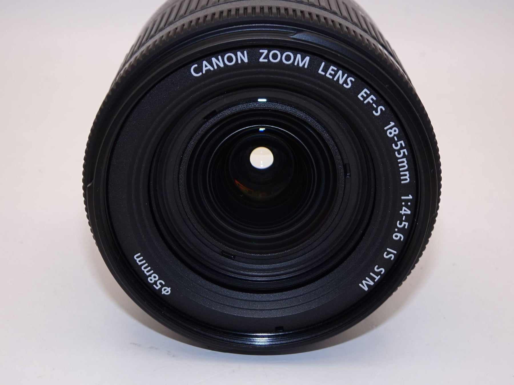 【外観特上級】Canon 標準ズームレンズ EF-S18-55mm F4.0-5.6IS STM