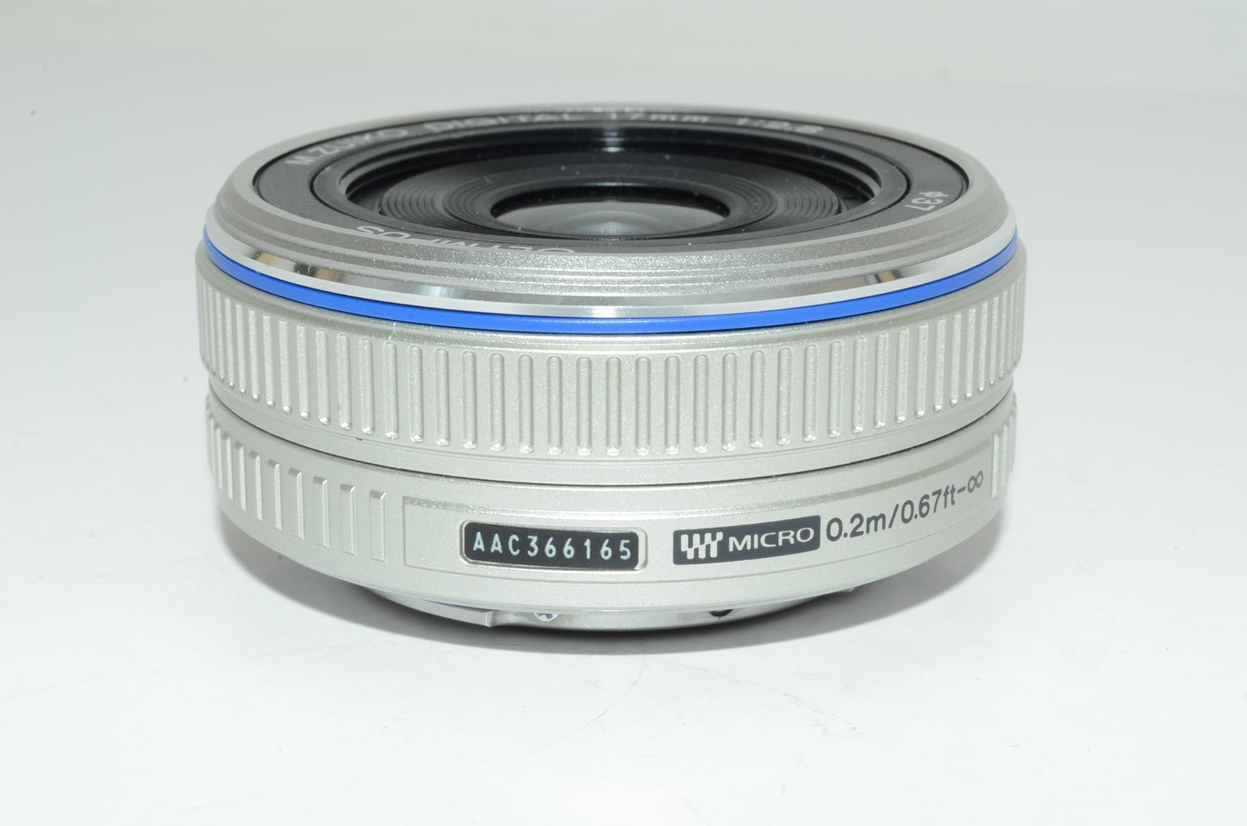 【外観特上級】OLYMPUS パンケーキレンズ M.ZUIKO DIGITAL 17mm F2.8 シルバー