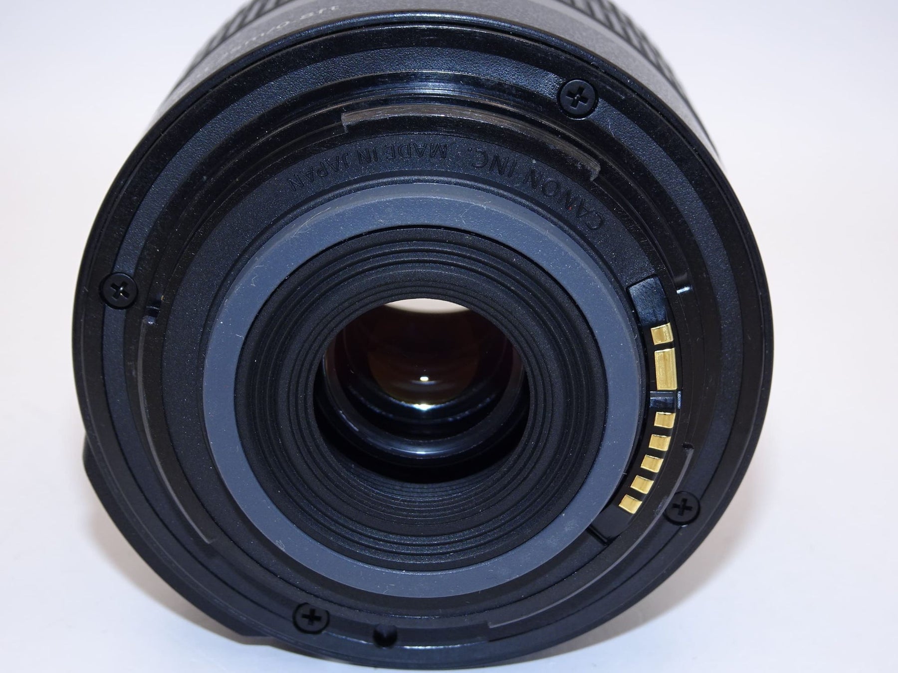【外観特上級】Canon 標準ズームレンズ EF-S18-55mm F3.5-5.6 IS