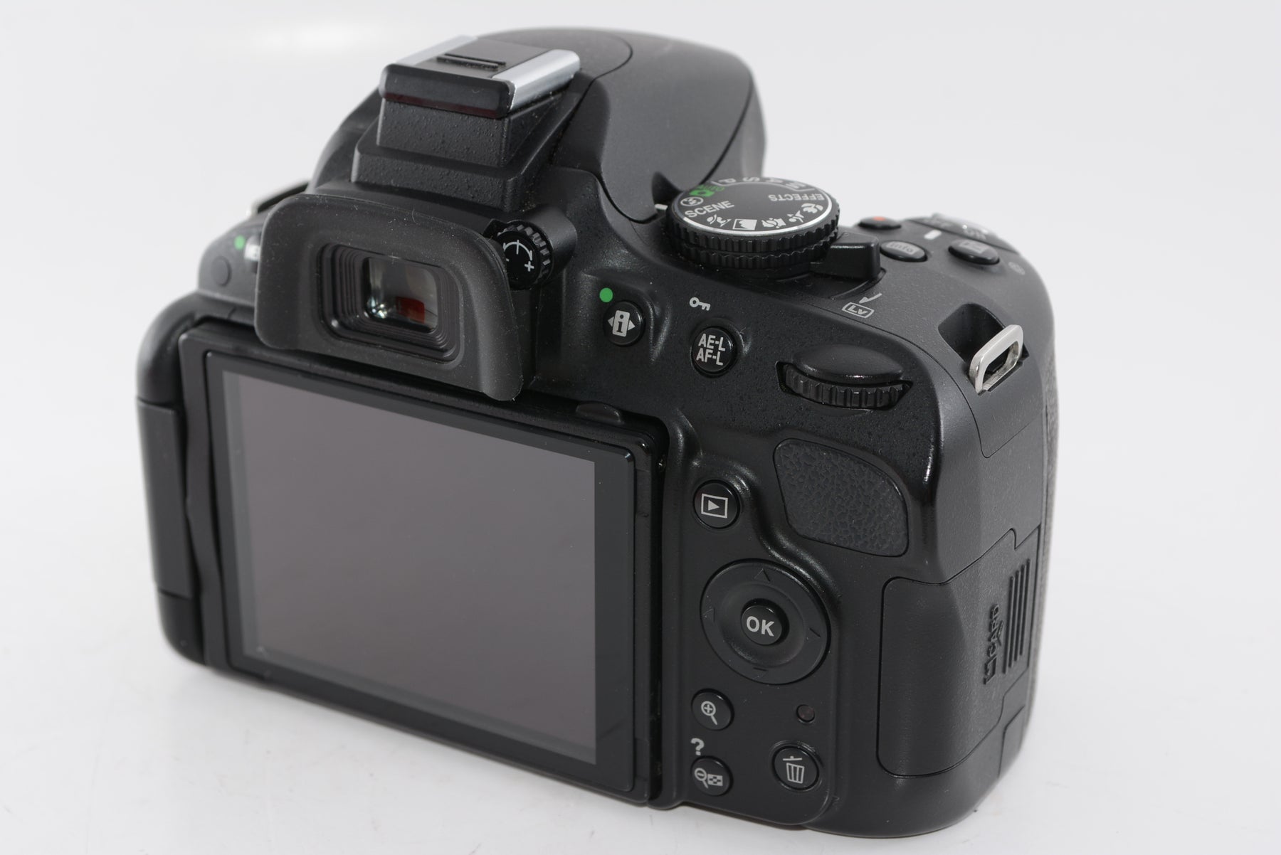 【外観特上級】Nikon デジタル一眼レフカメラ D5100 ボディ
