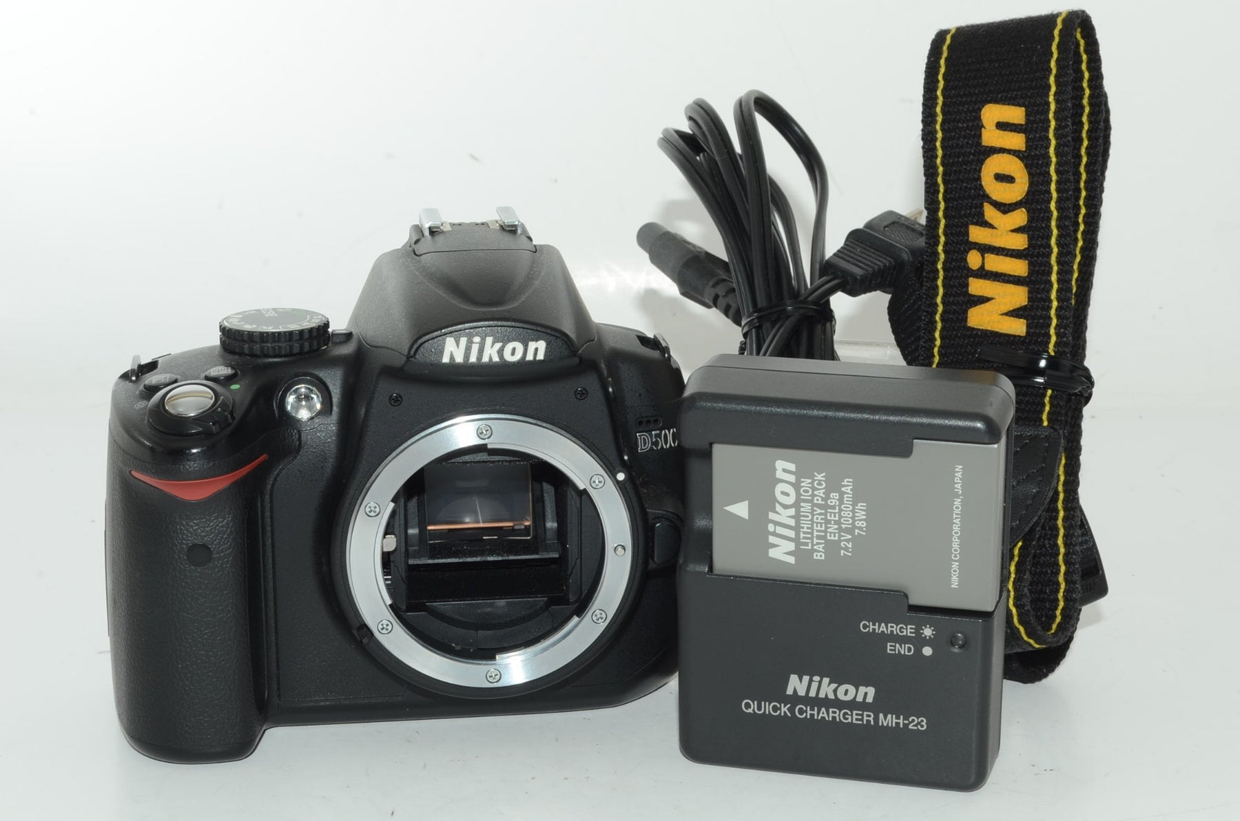 【外観並級】Nikon デジタル一眼レフカメラ D5000 ボディ