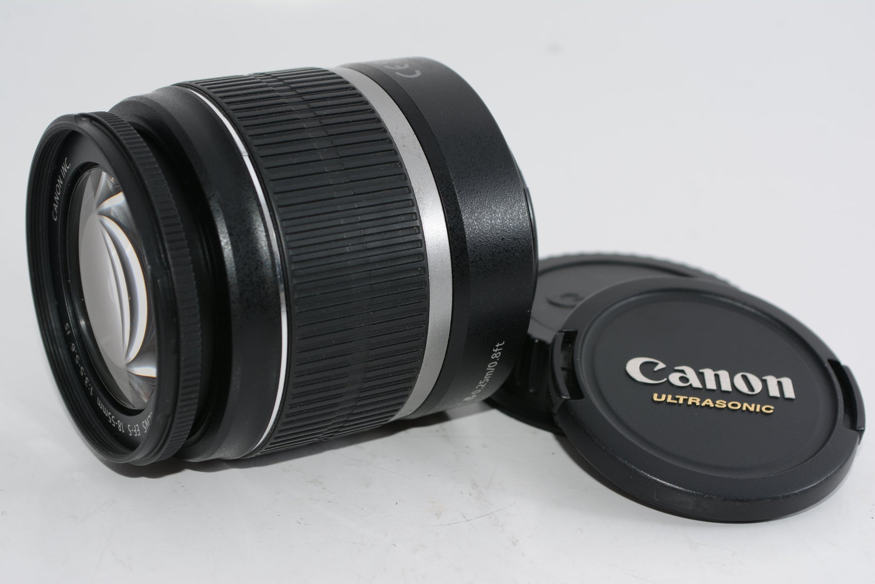 【外観特上級】Canon 標準ズームレンズ EF-S18-55mm F3.5-5.6 IS
