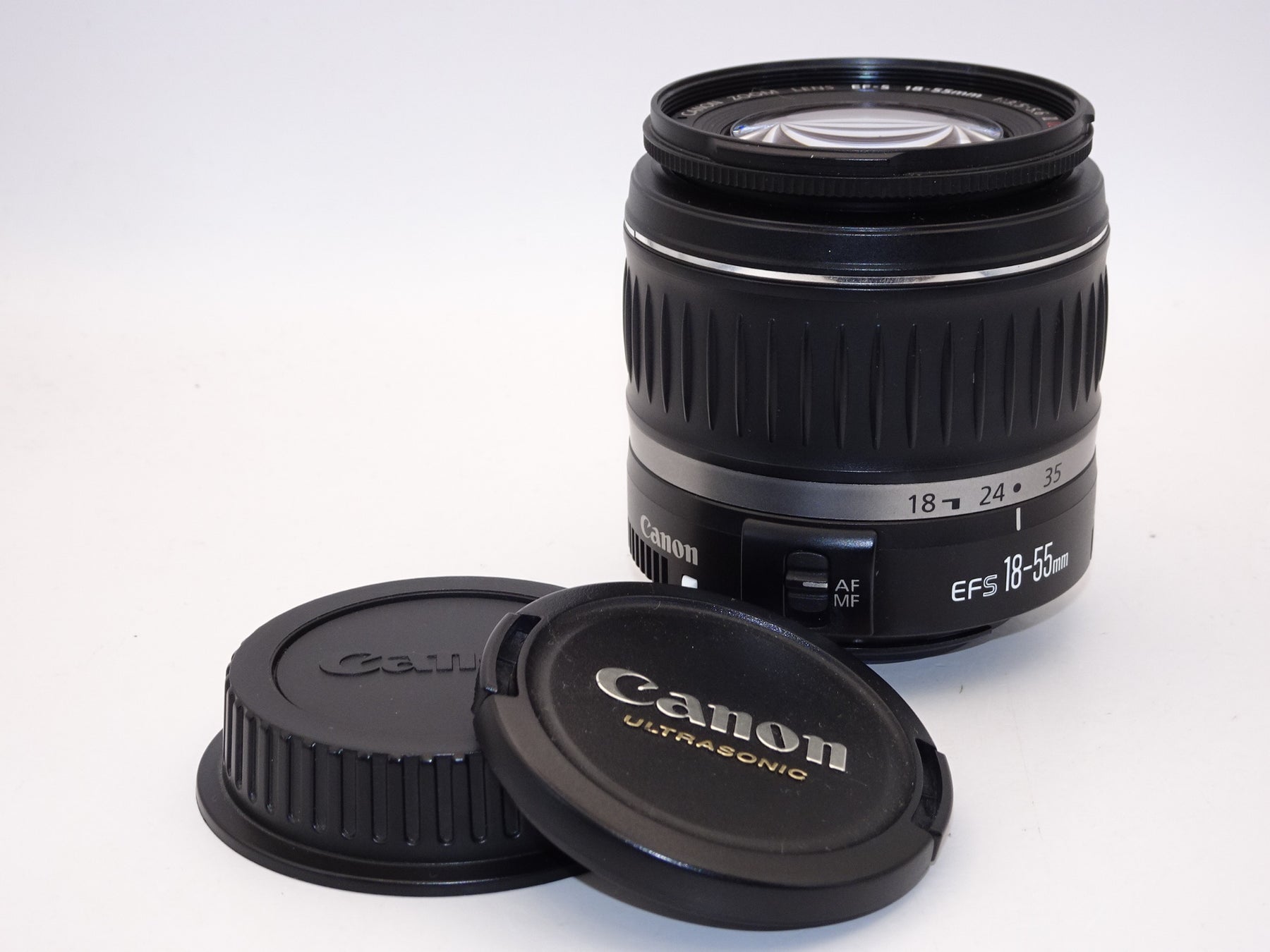 【外観特上級】Canon EF-S レンズ 18-55mm F3.5-5.6 II USM