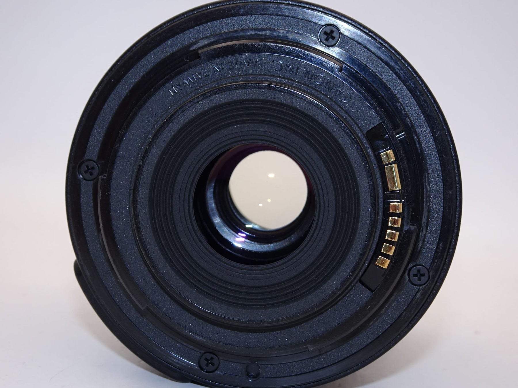 【外観特上級】Canon 標準ズームレンズ EF-S18-55mm F3.5-.5.6 IS II