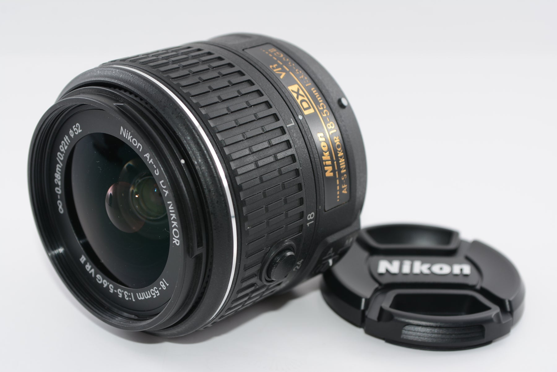 【外観特上級】Nikon 標準ズームレンズ AF-S DX NIKKOR 18-55mm f/3.5-5.6G VR II