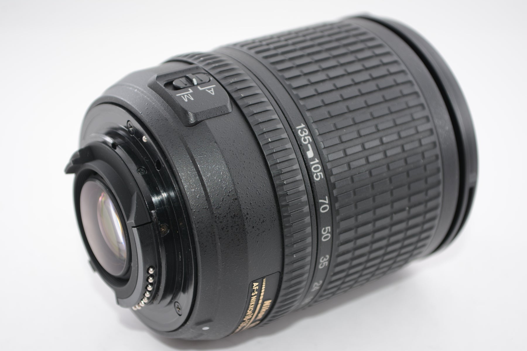【外観特上級】Nikon AF-S DX Zoom Nikkor ED 18-135mm F3.5-5.6G (IF)