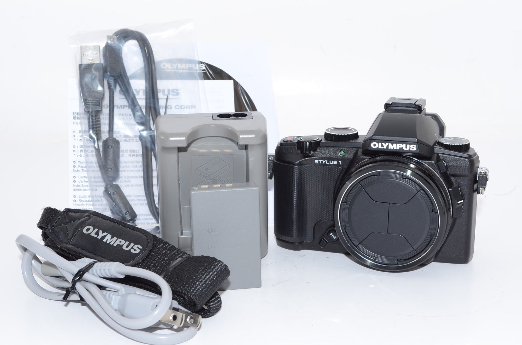【外観特上級】OLYMPUS デジタルカメラ STYLUS 1 28-300mm 全域F2.8 光学10.7倍ズーム ブラック STYLUS-1 BLK
