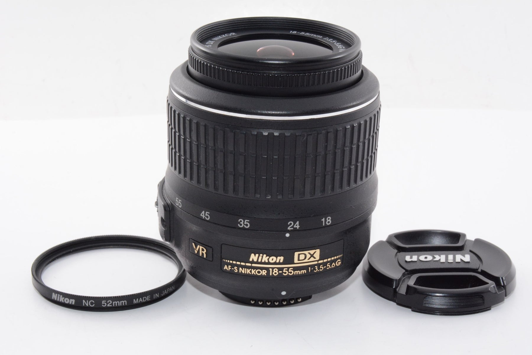 【外観特上級】Nikon 標準ズームレンズ AF-S DX NIKKOR 18-55mm f3.5-5.6G VR