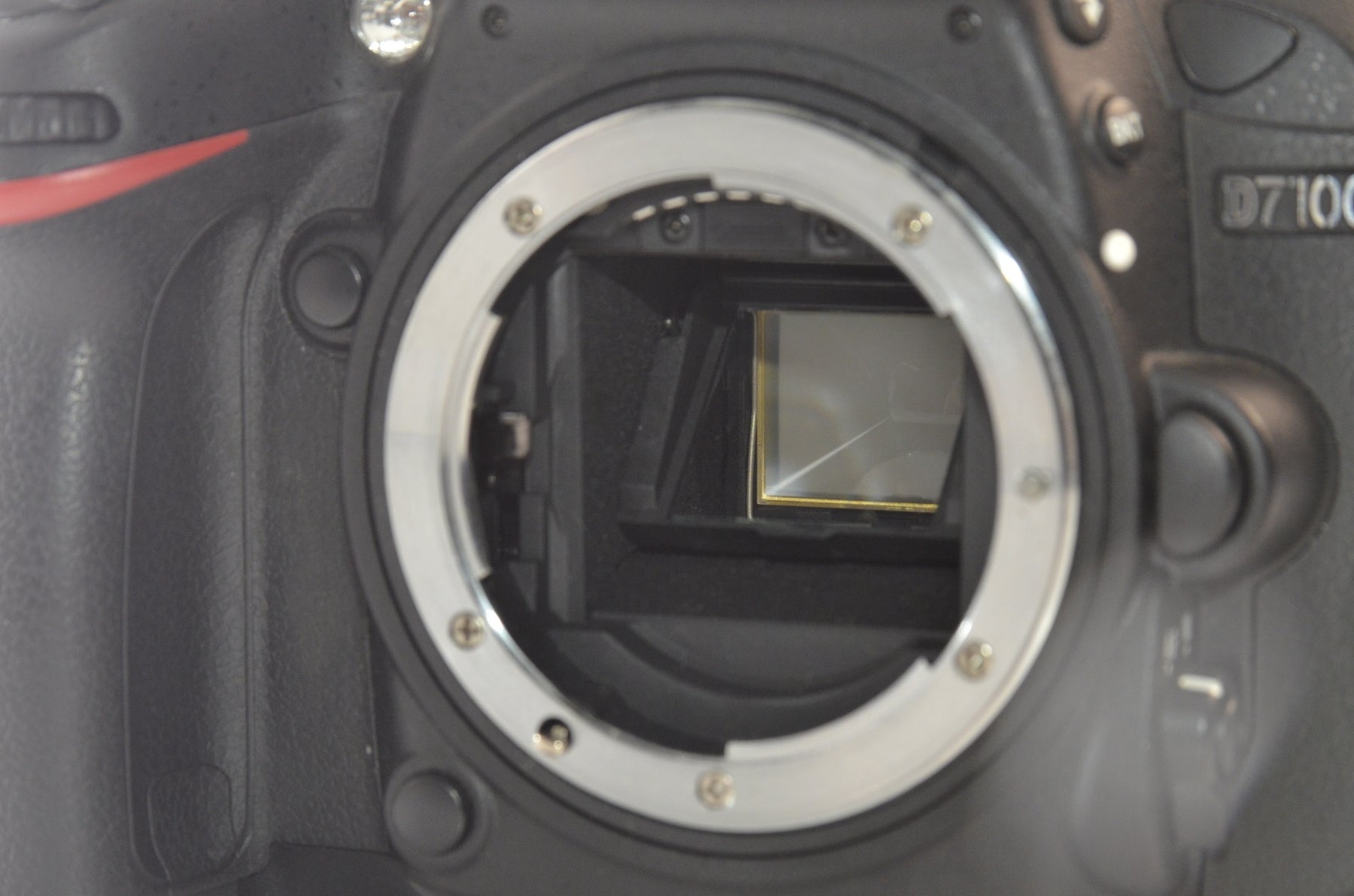 【外観特上級】Nikon デジタル一眼レフカメラ D7100 ボディー D7100