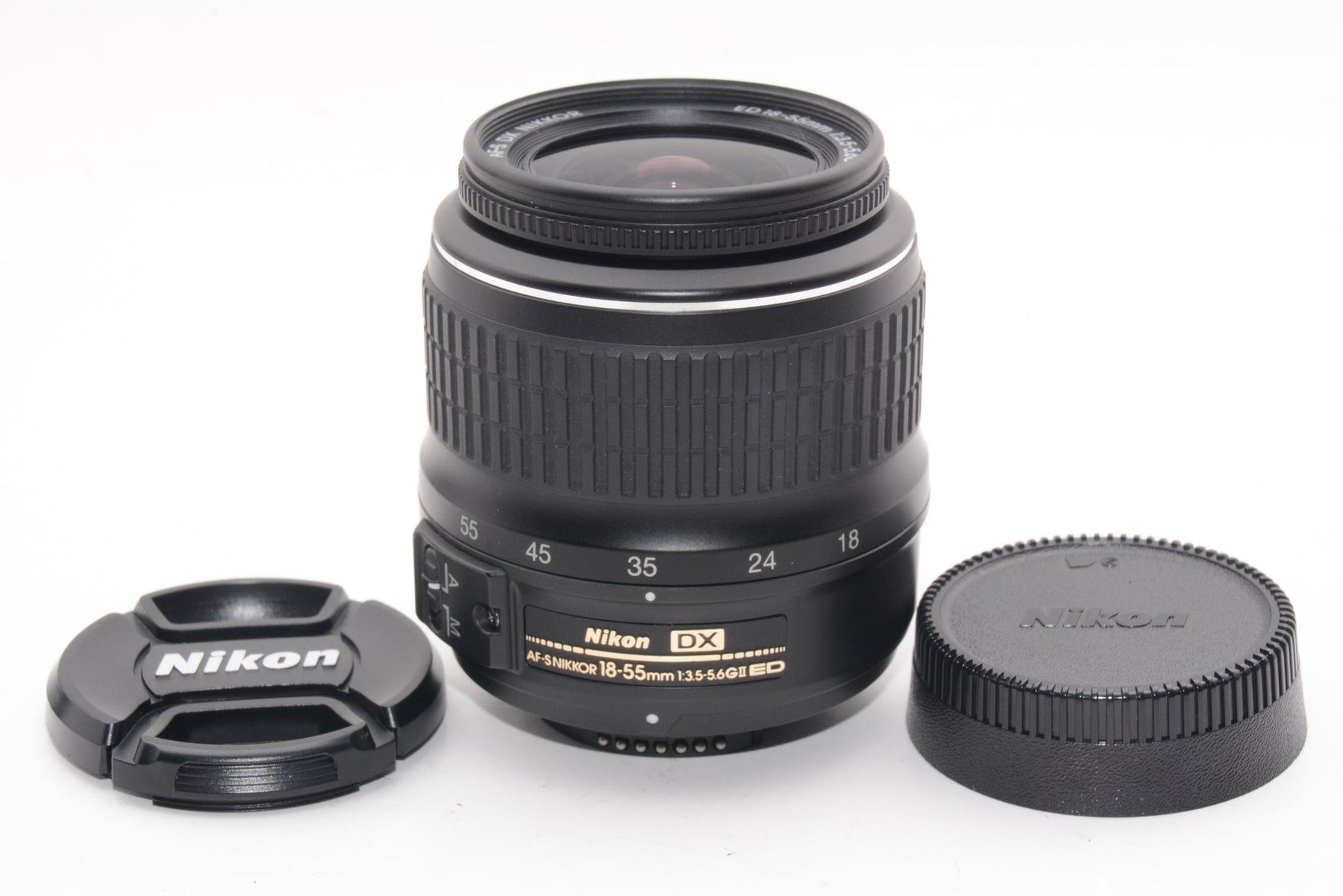 【外観特上級】Nikon 標準ズームレンズ AF-S DX Zoom Nikkor ED 18-55mm f/3.5-5.6 G II ブラック