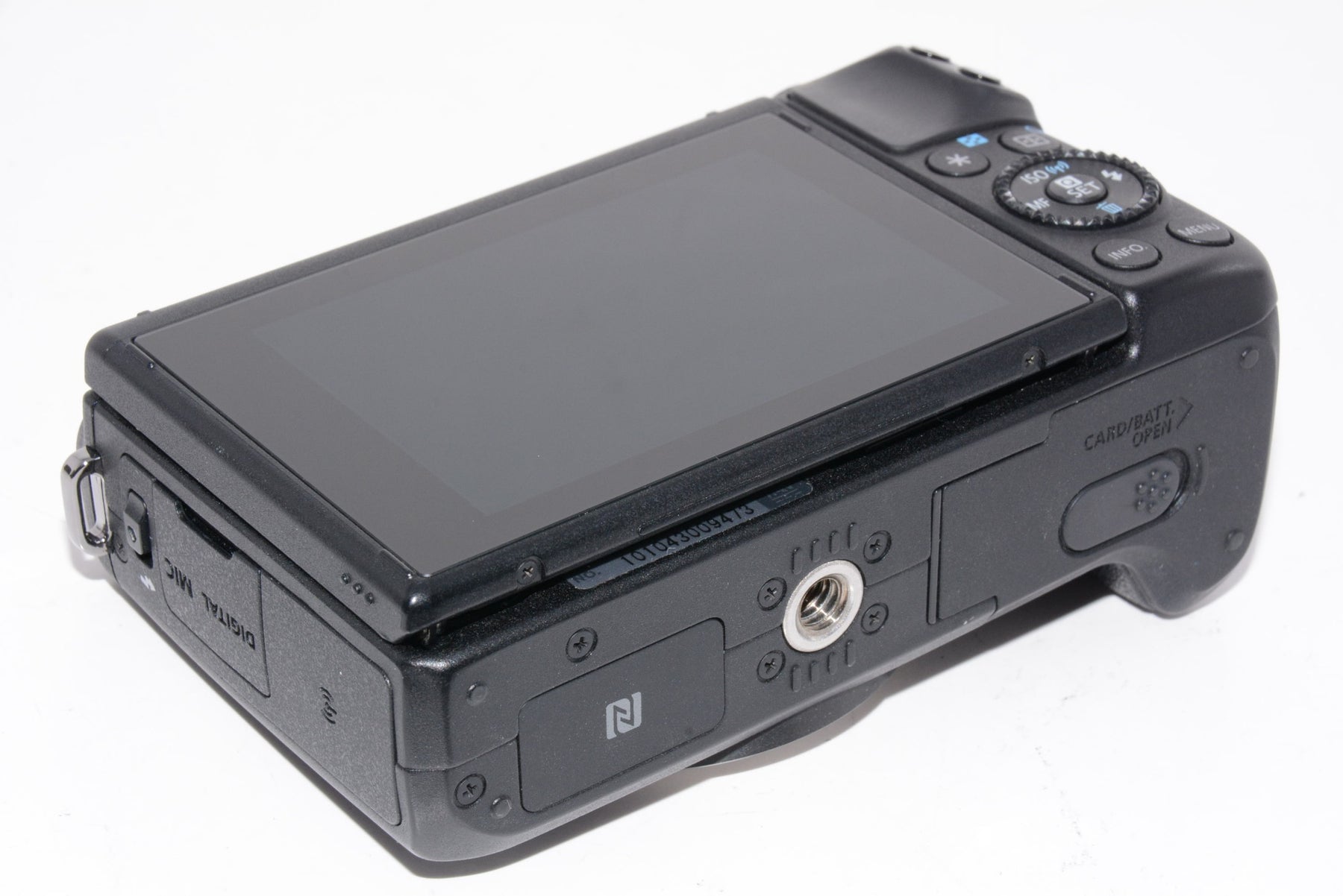 【外観特上級】Canon ミラーレス一眼カメラ EOS M3 ダブルレンズキット(ブラック) EF-M18-55mm F3.5-5.6 IS STM EF-M22mm F2 STM 付属 EOSM3BK-WLK