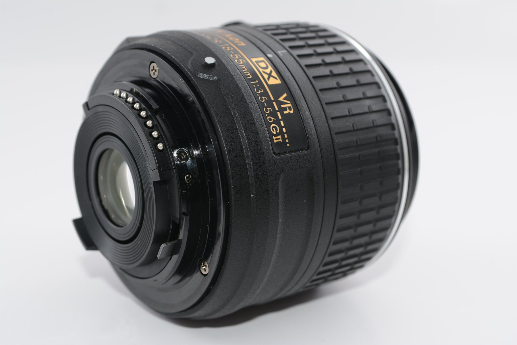 【外観特上級】Nikon 標準ズームレンズ AF-S DX NIKKOR 18-55mm f/3.5-5.6G VR II