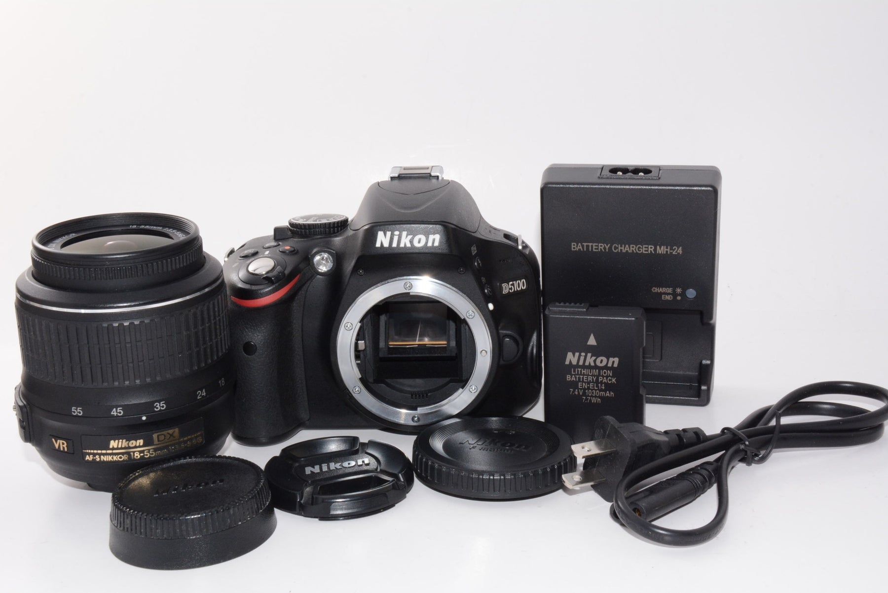 【外観特上級】Nikon デジタル一眼レフカメラ D5100 18-55VR レンズキット