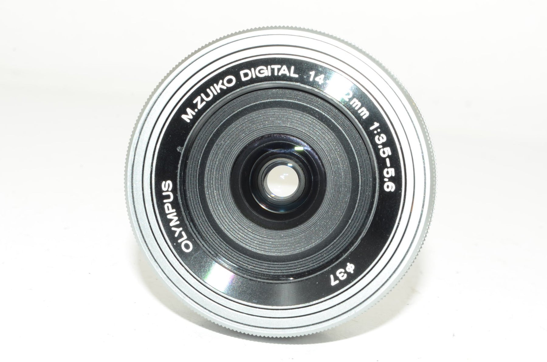 【外観特上級】OLYMPUS M.ZUIKO DIGITAL ED 14-42mm F3.5-5.6 EZ SLV