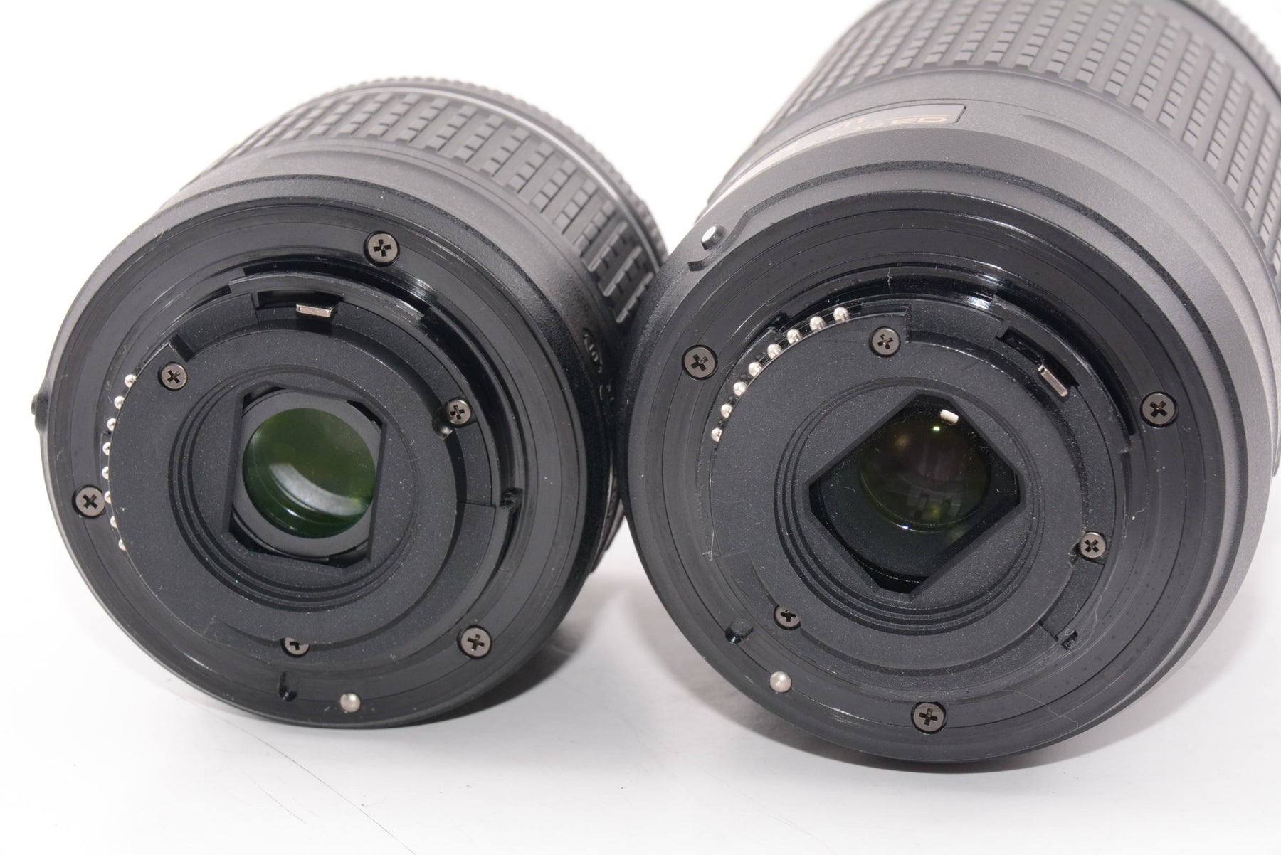 【外観並級】Nikon デジタル一眼レフカメラ D5600 ダブルズームキット ブラック D5600WZBK