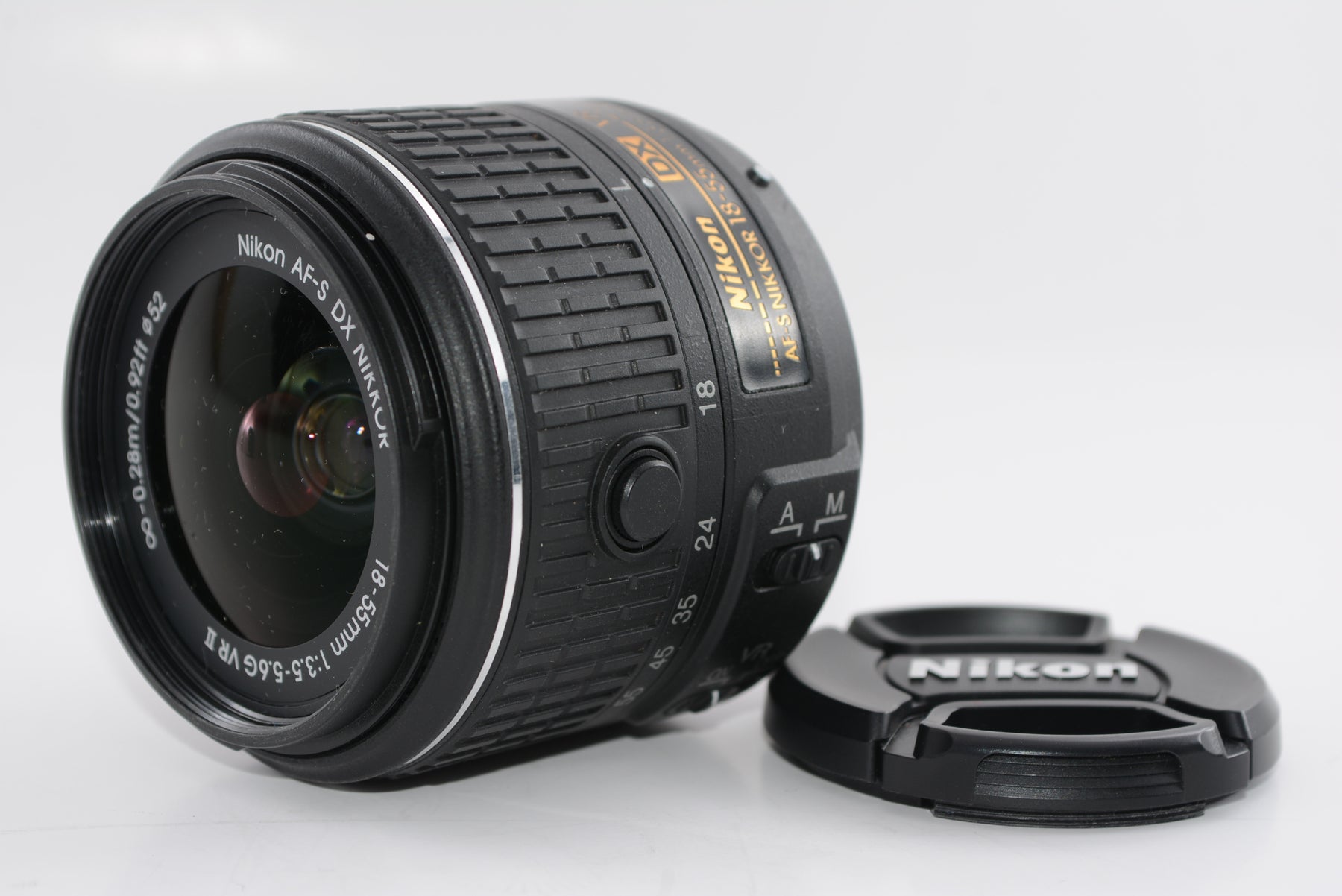 【外観特上級】Nikon 標準ズームレンズ AF-S DX NIKKOR 18-55mm f/3.5-5.6G VR II