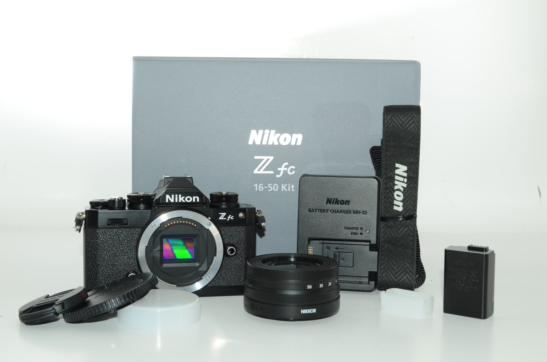 【外観特上級】Nikon ミラーレス一眼 Z fc ブラック 16-50 VR レンズキット