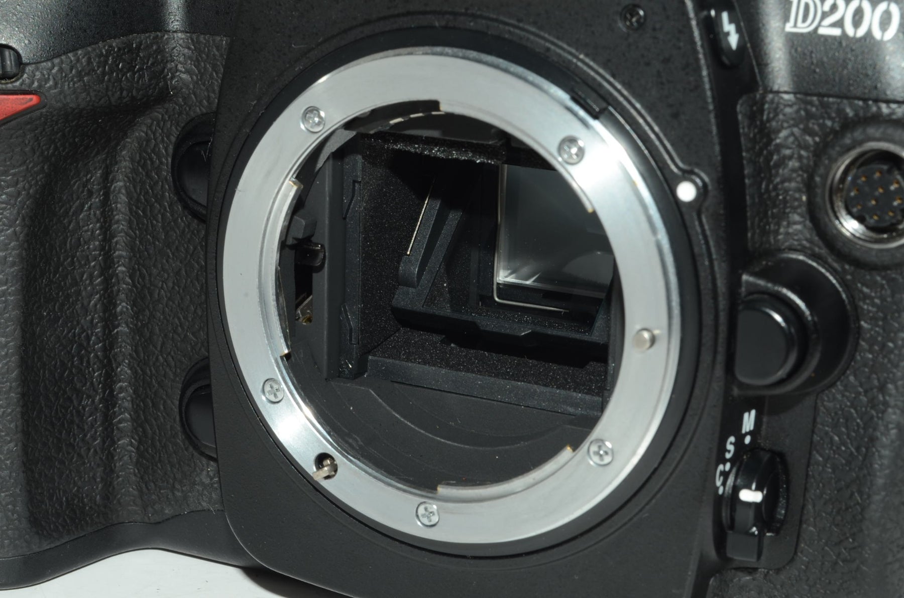 【外観特上級】Nikon デジタル一眼レフカメラ D200 ボディ