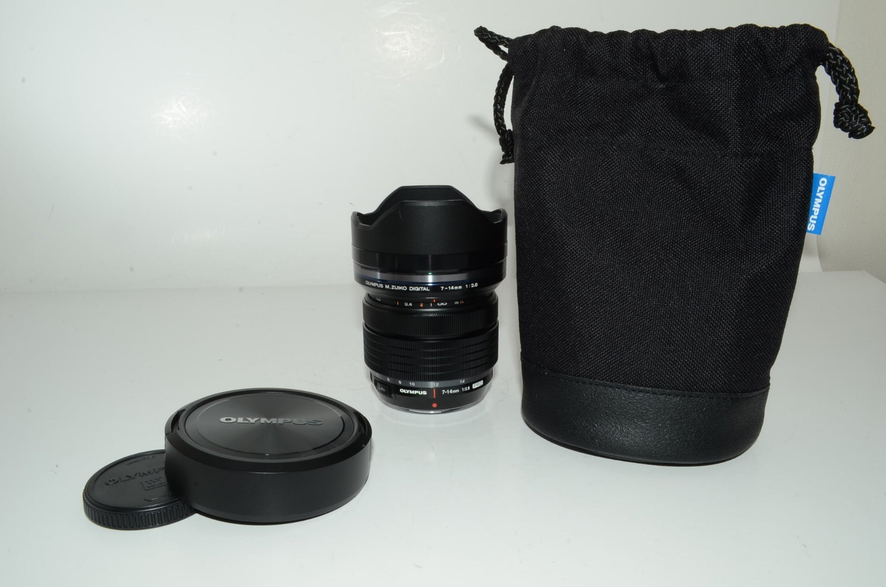 【外観特上級】OLYMPUS M.ZUIKO DIGITAL ED 7-14mm F2.8 PRO