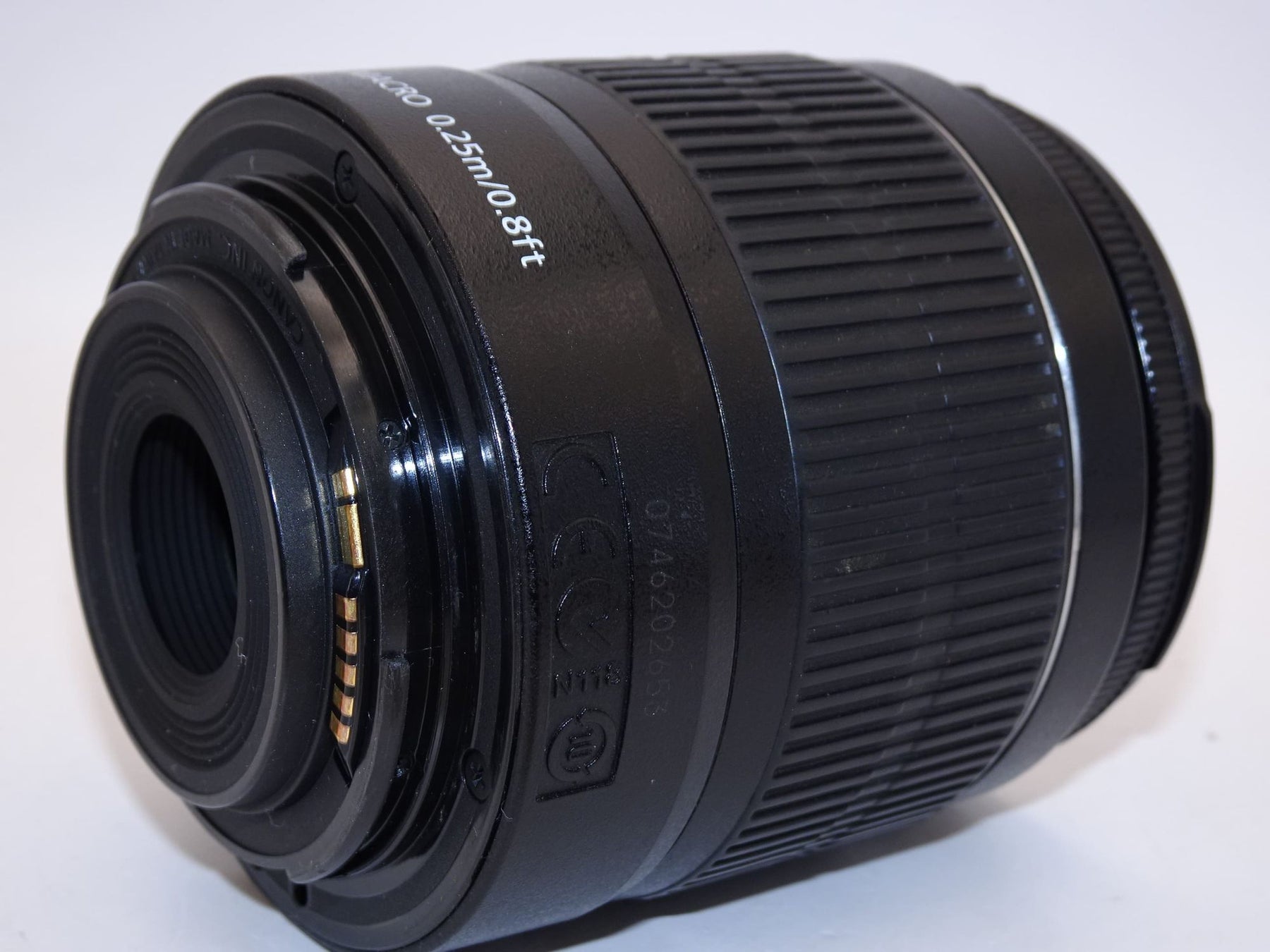 【外観特上級】Canon 標準ズームレンズ EF-S18-55mm F3.5-.5.6 IS II