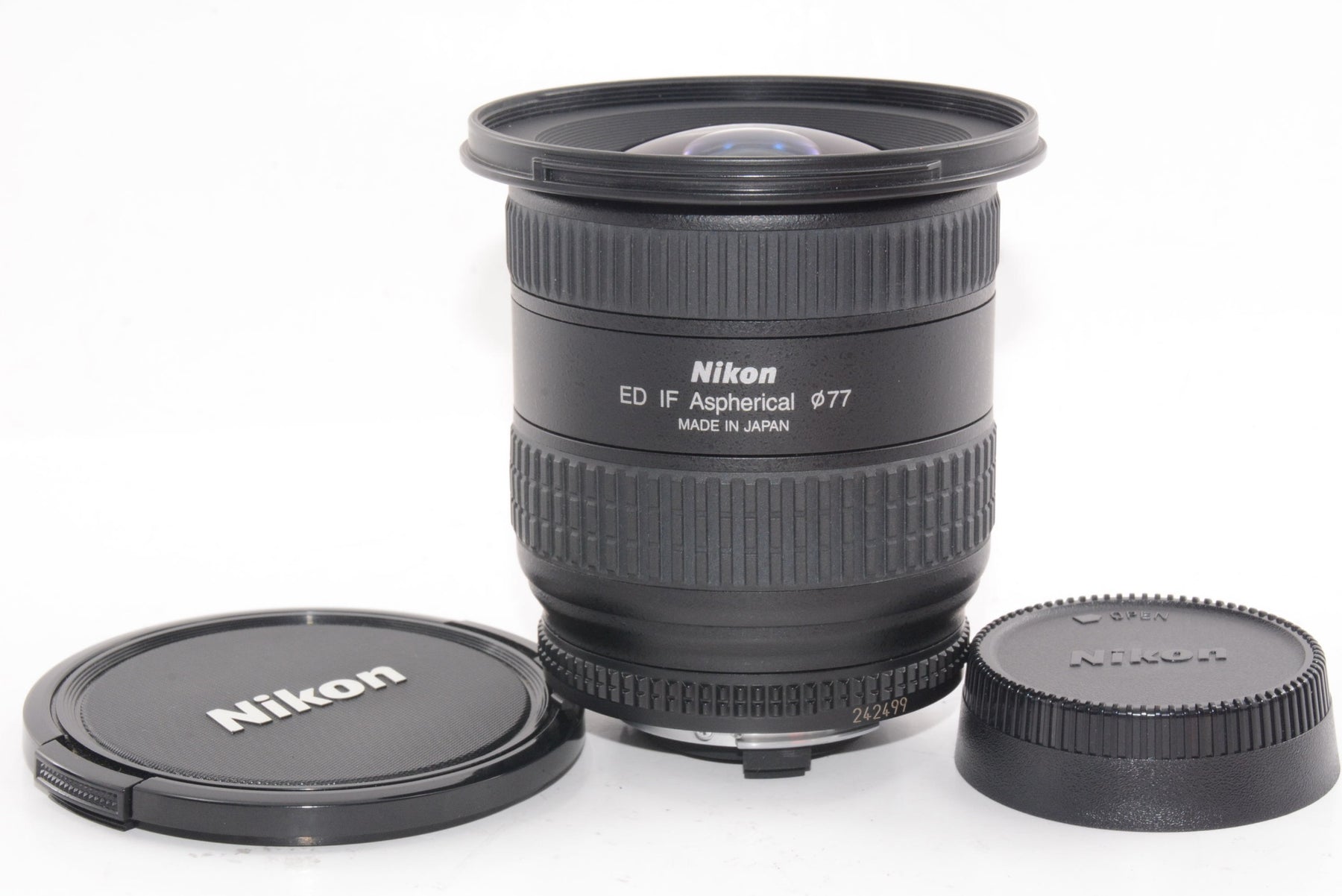 【外観特上級】Nikon AF ズームニッコール ED18-35 F3.5-4.5D (IF)