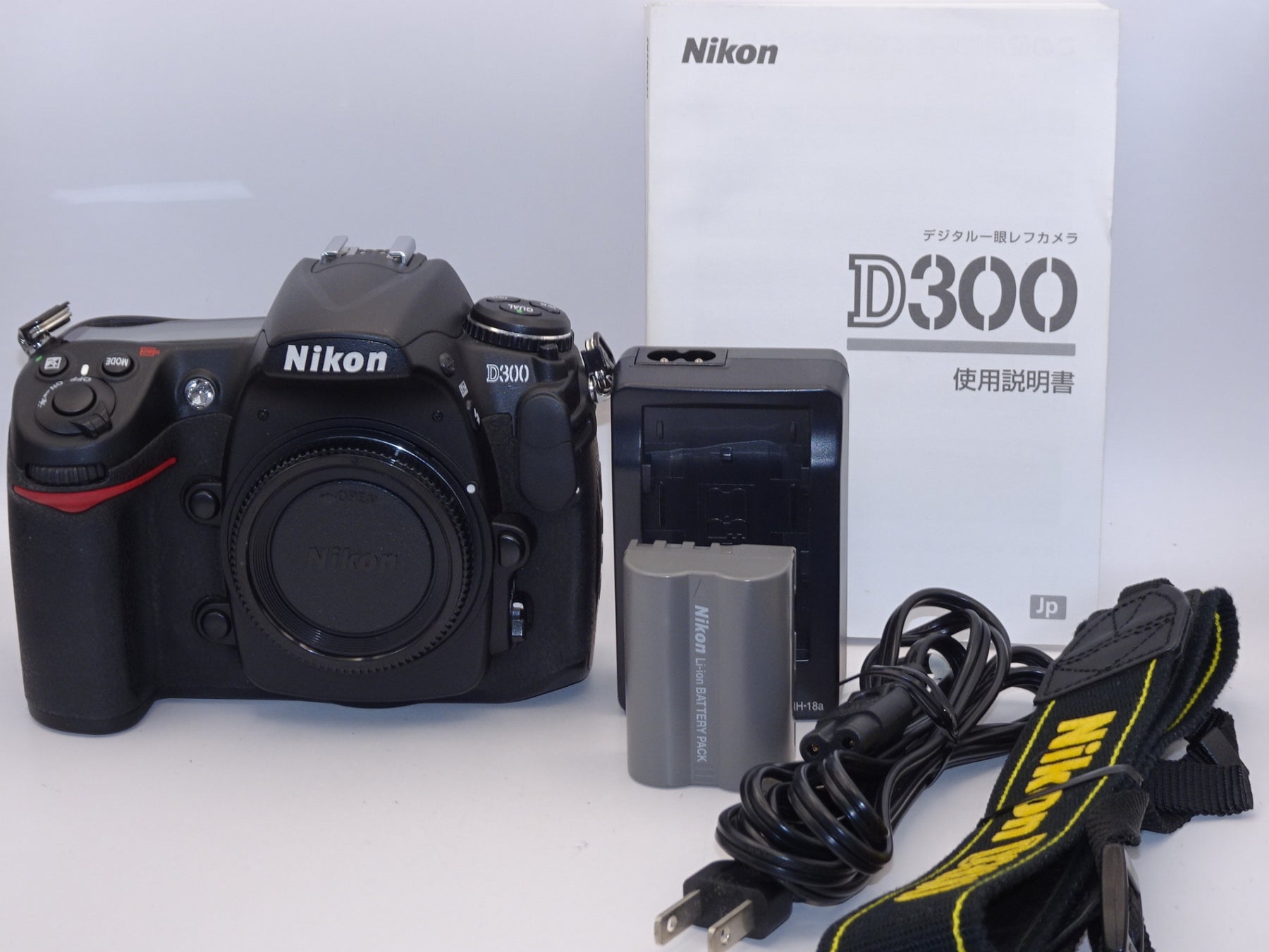 【外観特上級】Nikon デジタル一眼レフカメラ D300