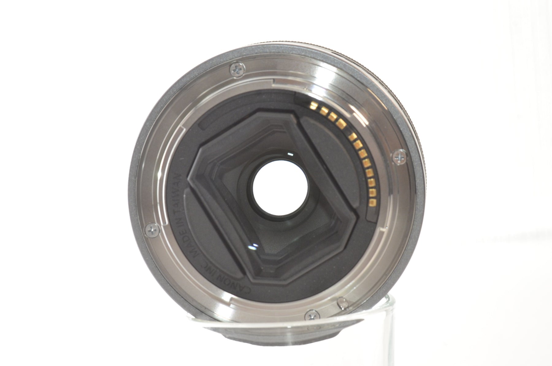【外観特上級】キヤノン RF28mm F2.8 STMレンズ RFマウント 広角 フルフレームカメラ用 ブラック