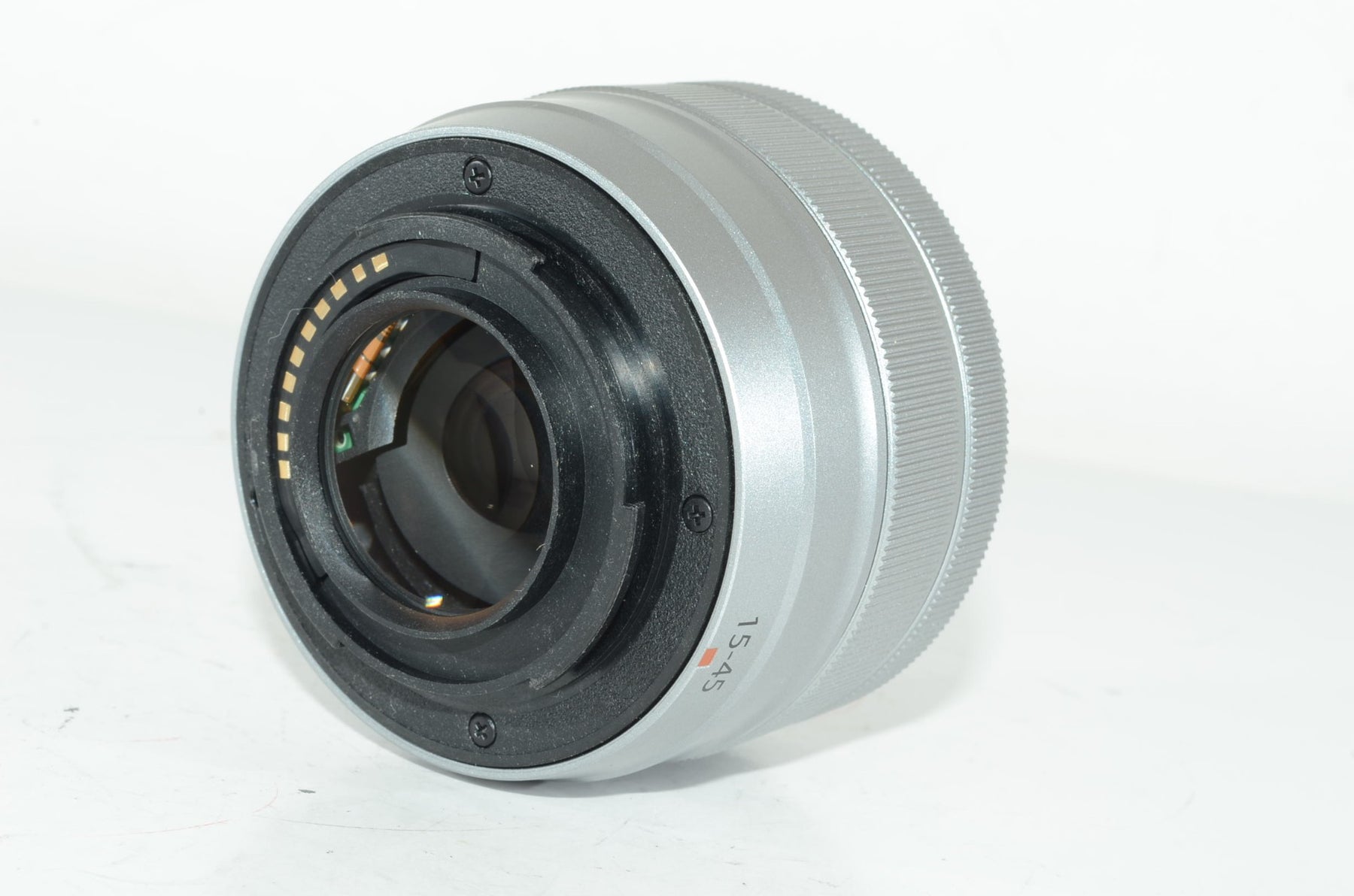 【外観特上級】FUJIFILM ミラーレス一眼カメラ X-A5レンズキット シルバー X-A5LK-S