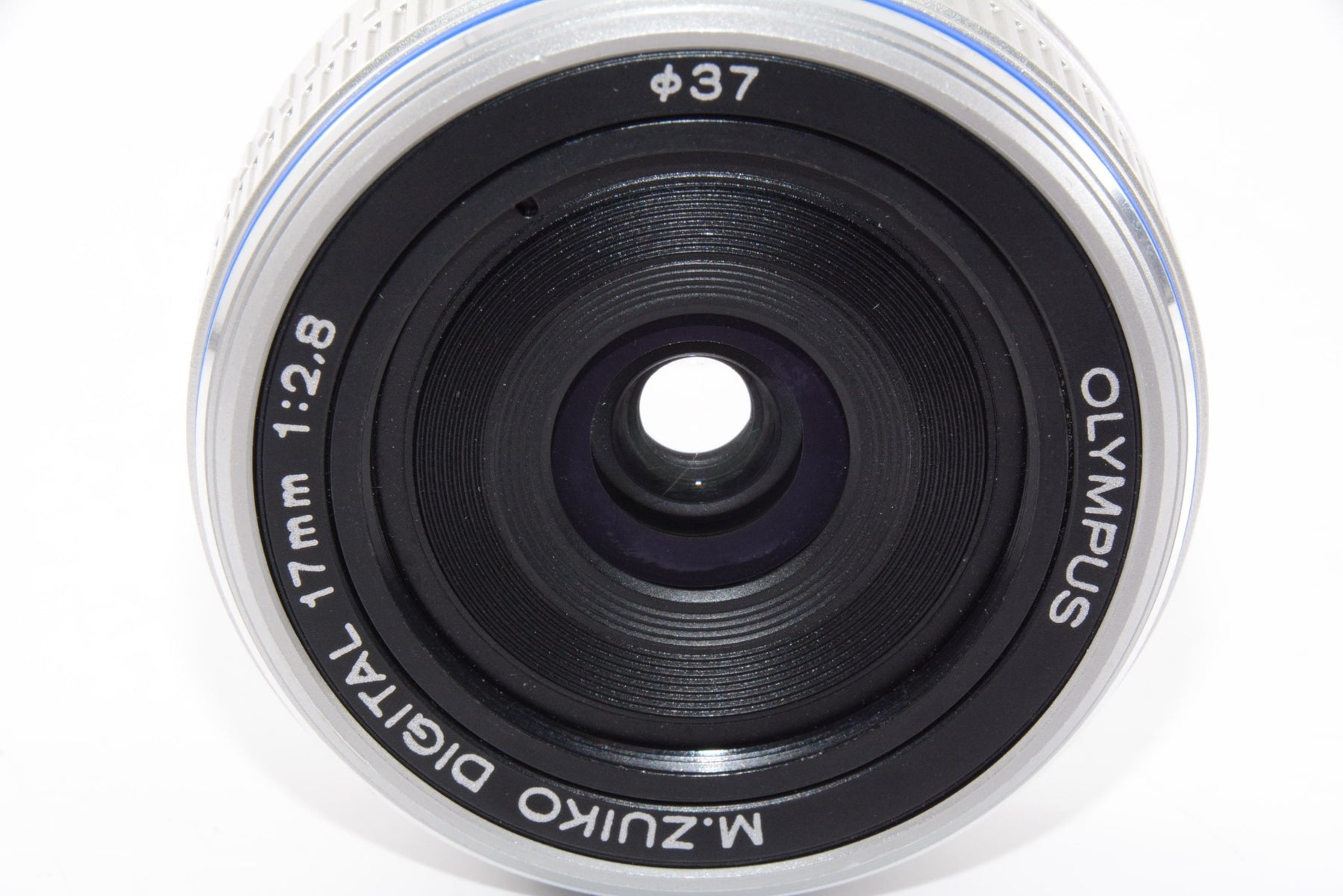 【外観特上級】OLYMPUS パンケーキレンズ M.ZUIKO DIGITAL 17mm F2.8 シルバー