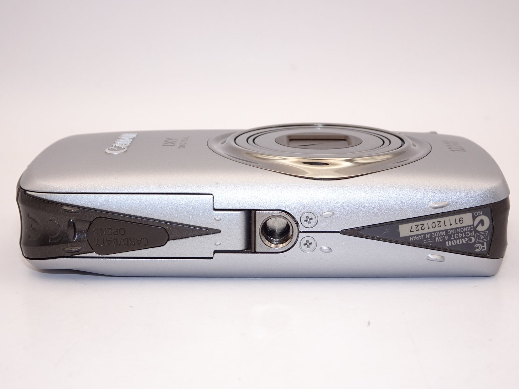 【外観並級】Canon デジタルカメラ IXY DIGITAL 920 IS シルバー