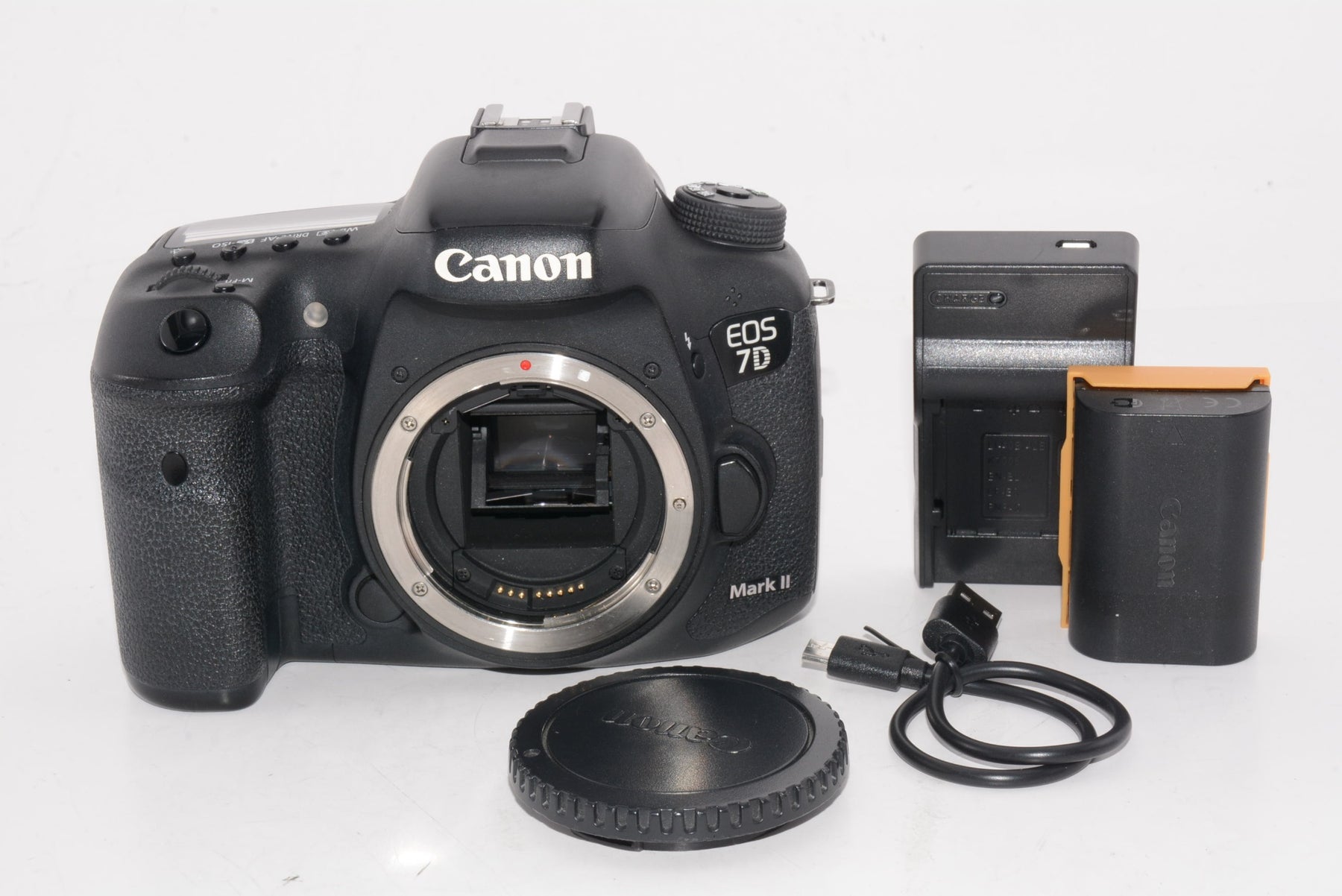 【外観並級】Canon デジタル一眼レフカメラ EOS 7D Mark IIボディ EOS7DMK2