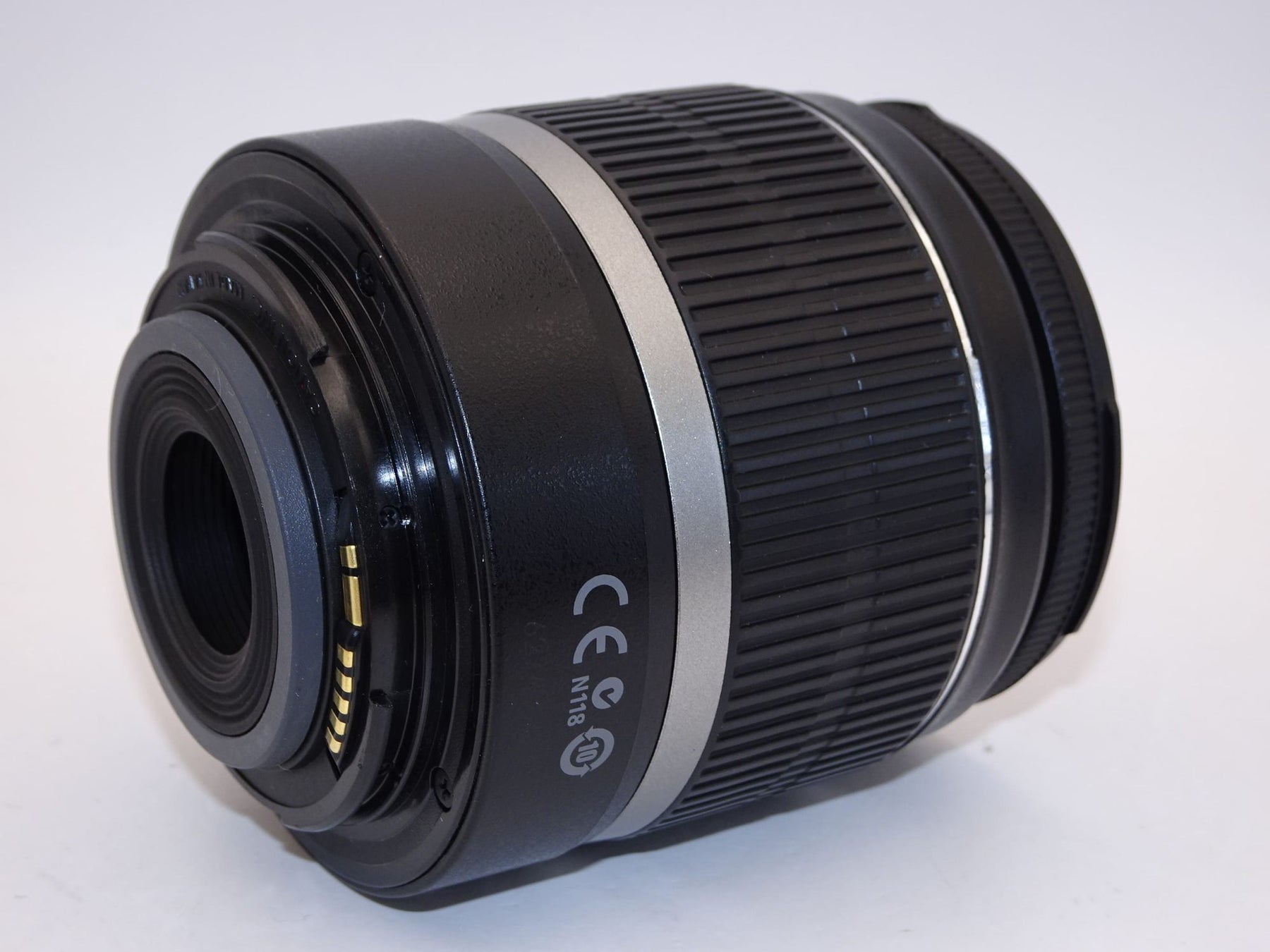 【外観特上級】Canon 標準ズームレンズ EF-S18-55mm F3.5-5.6 IS