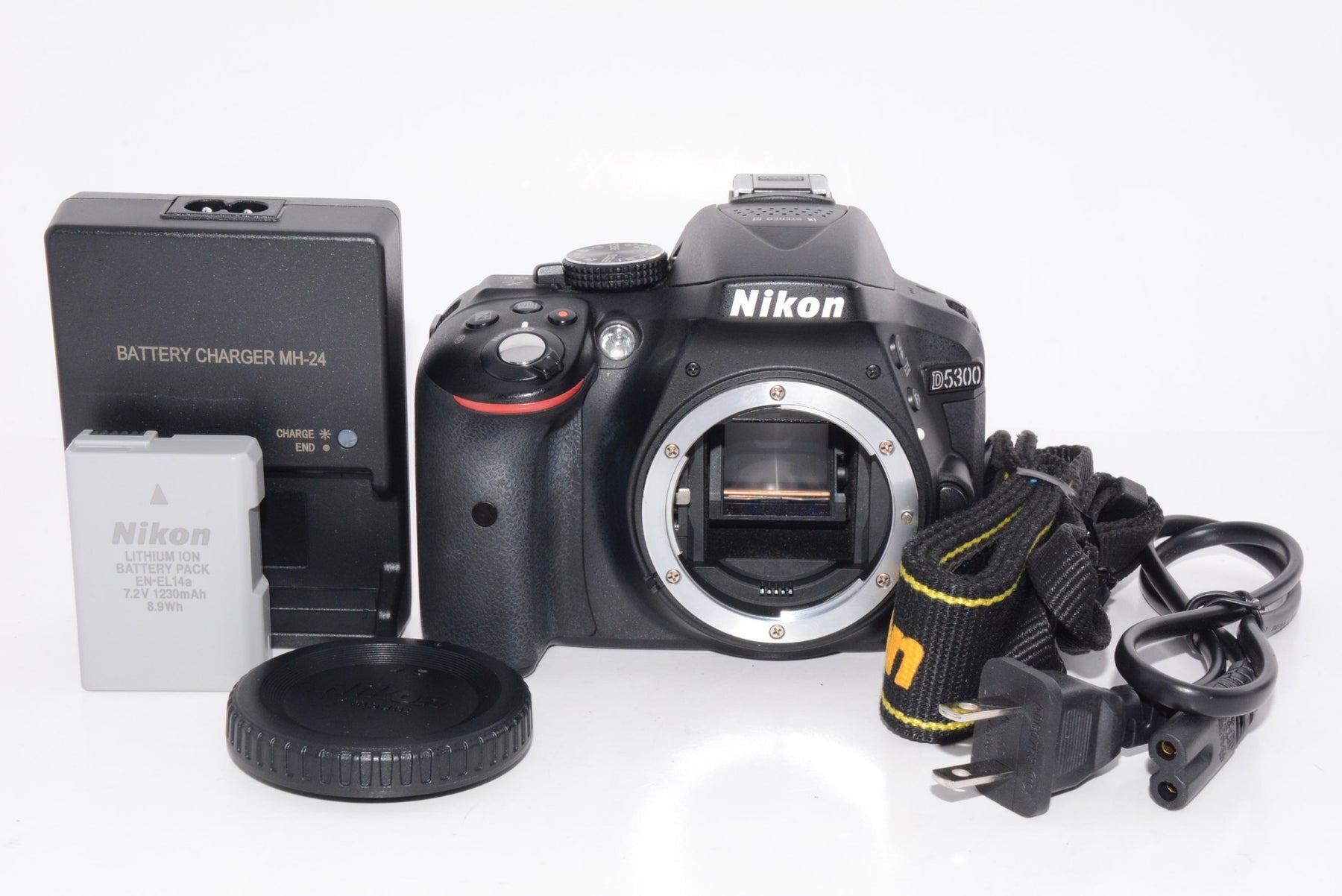 【外観特上級】Nikon デジタル一眼レフカメラ D5300 ブラック