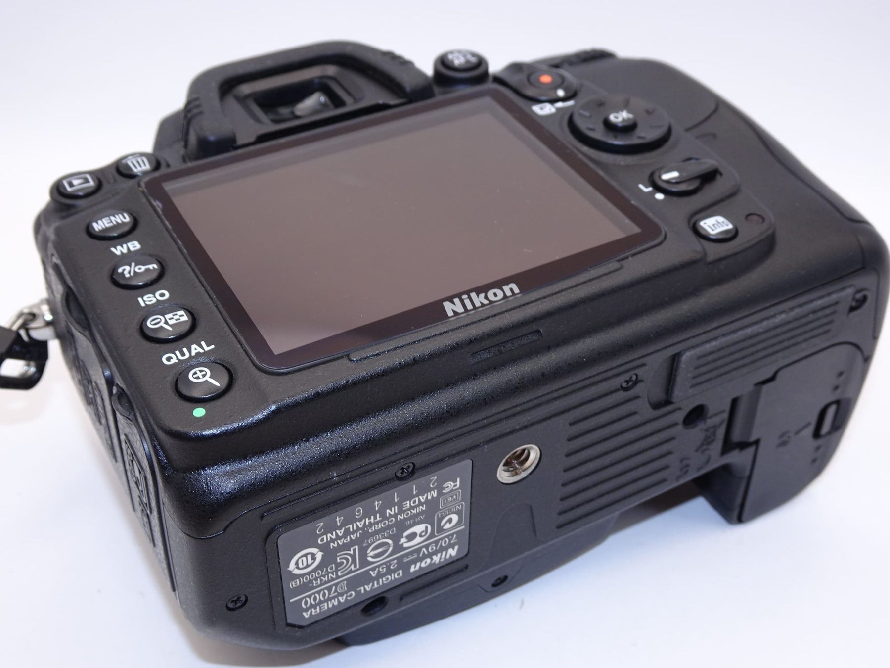 【外観特上級】Nikon デジタル一眼レフカメラ D7000 18-200VRII キット
